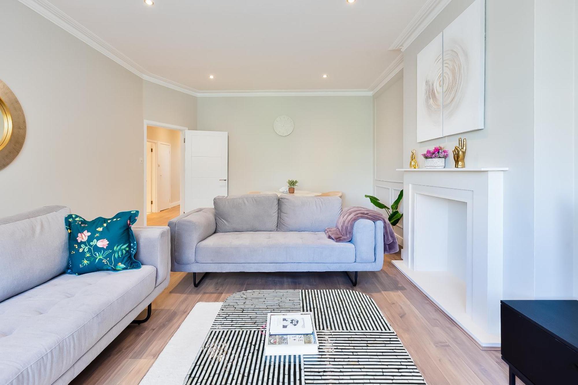 Primrose Hill Apartment