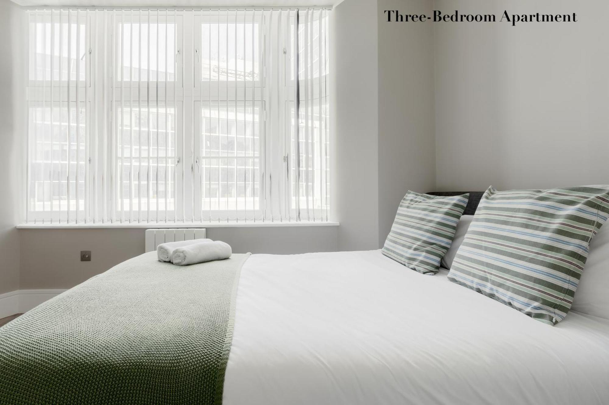 Superb Opposite Edgware Road Station Appartement Londen