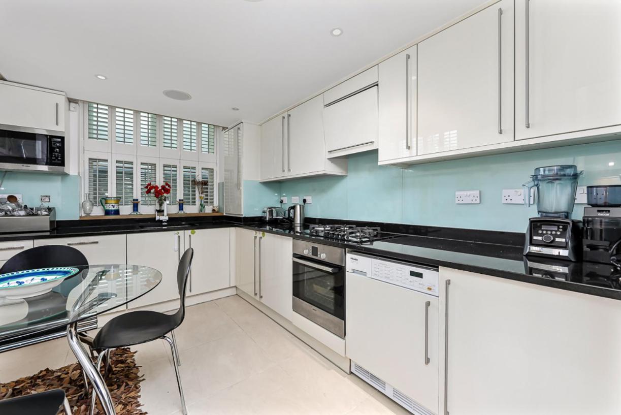 One Bed Annex London