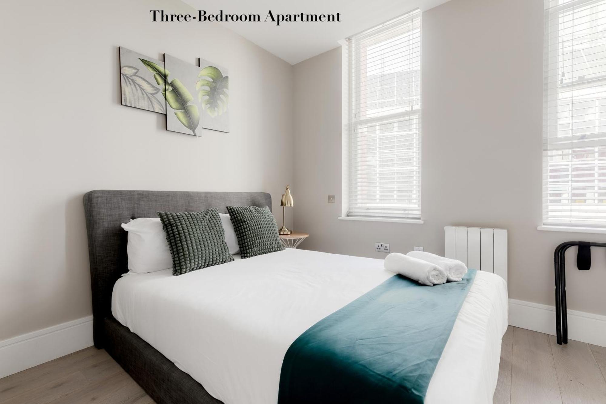 Superb Opposite Edgware Road Station Appartement Londen