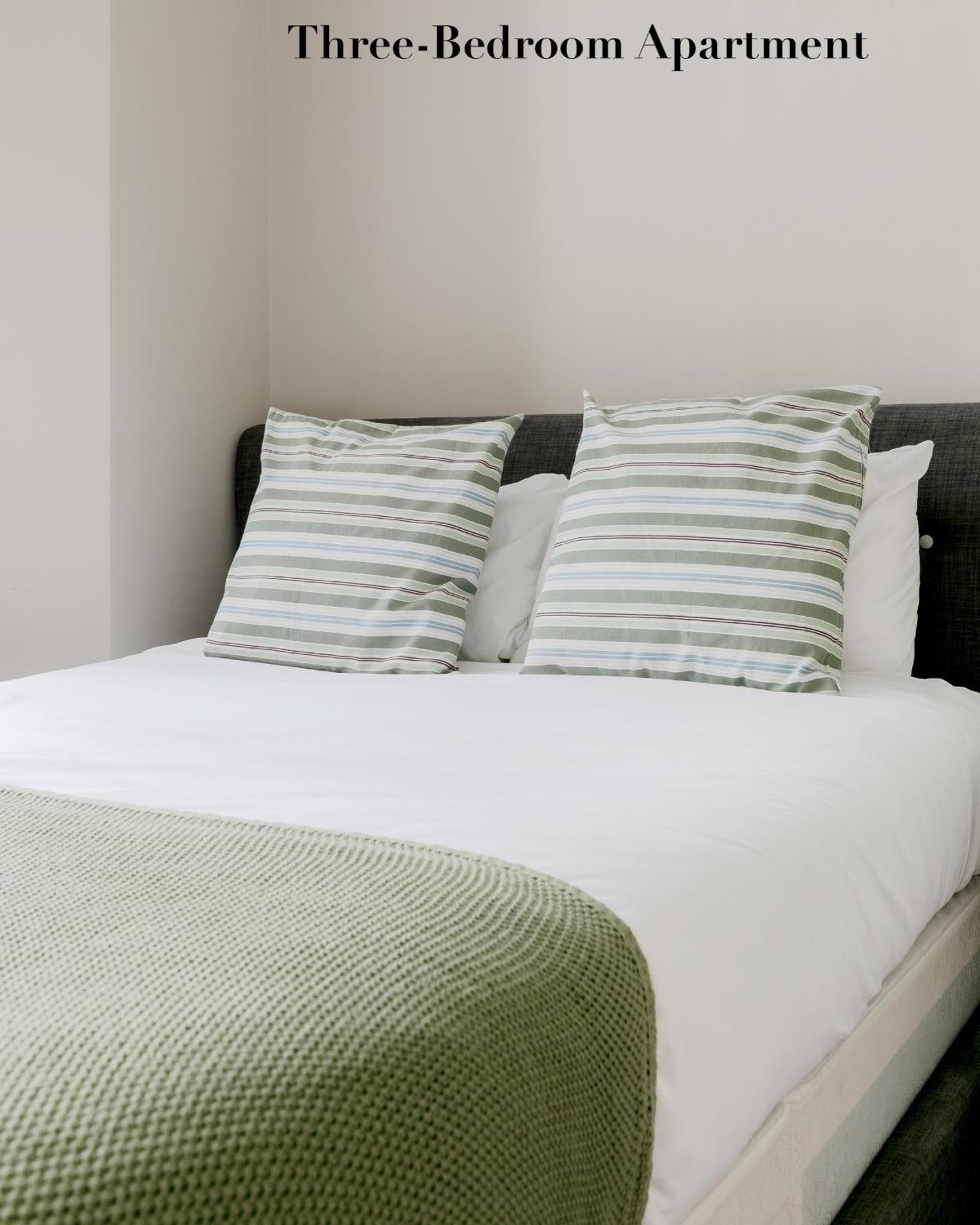 Superb Opposite Edgware Road Station Appartement
