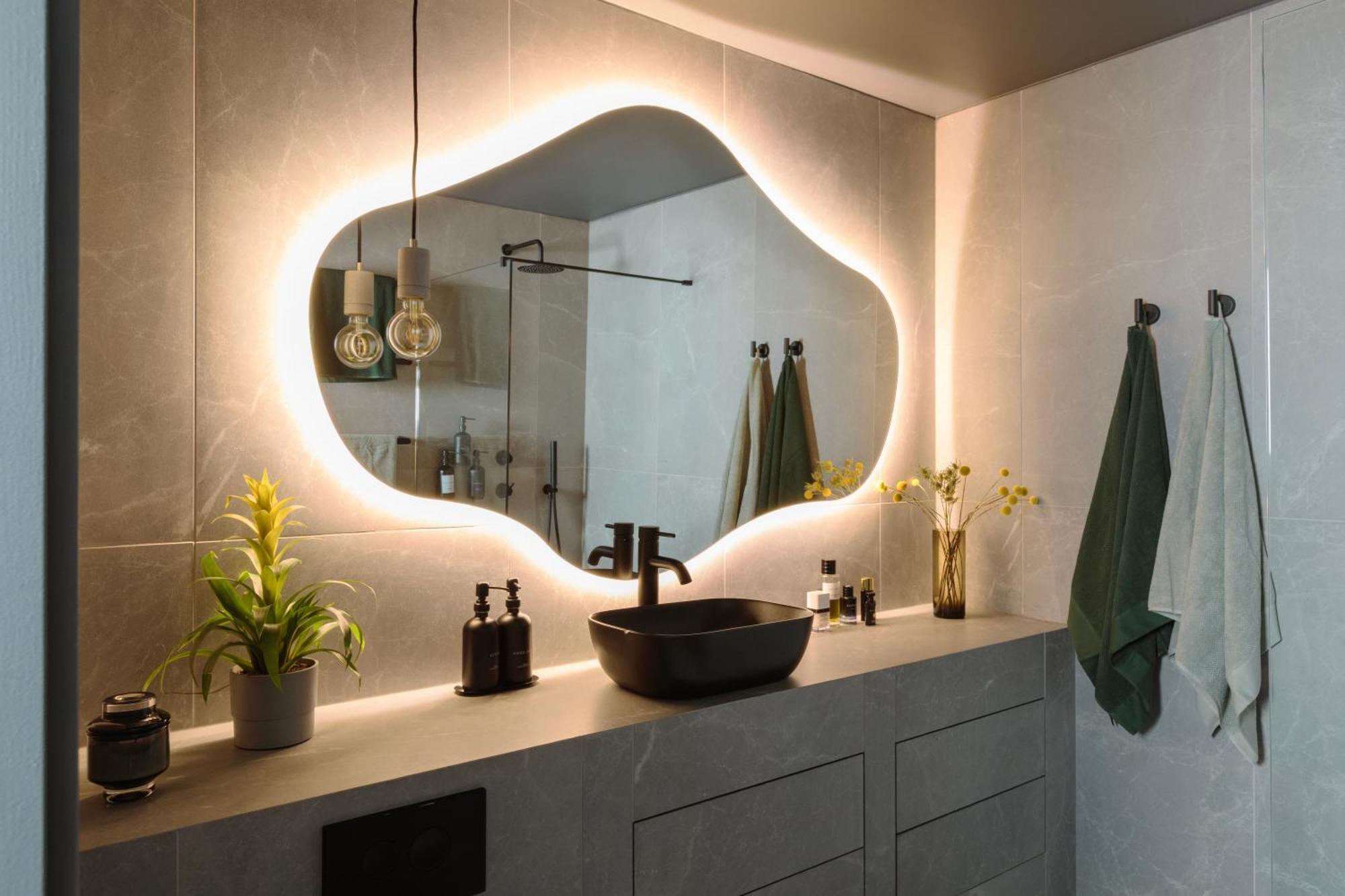 Luxurious Penthouse, Expansive Wrap-around Terrace Apartment London