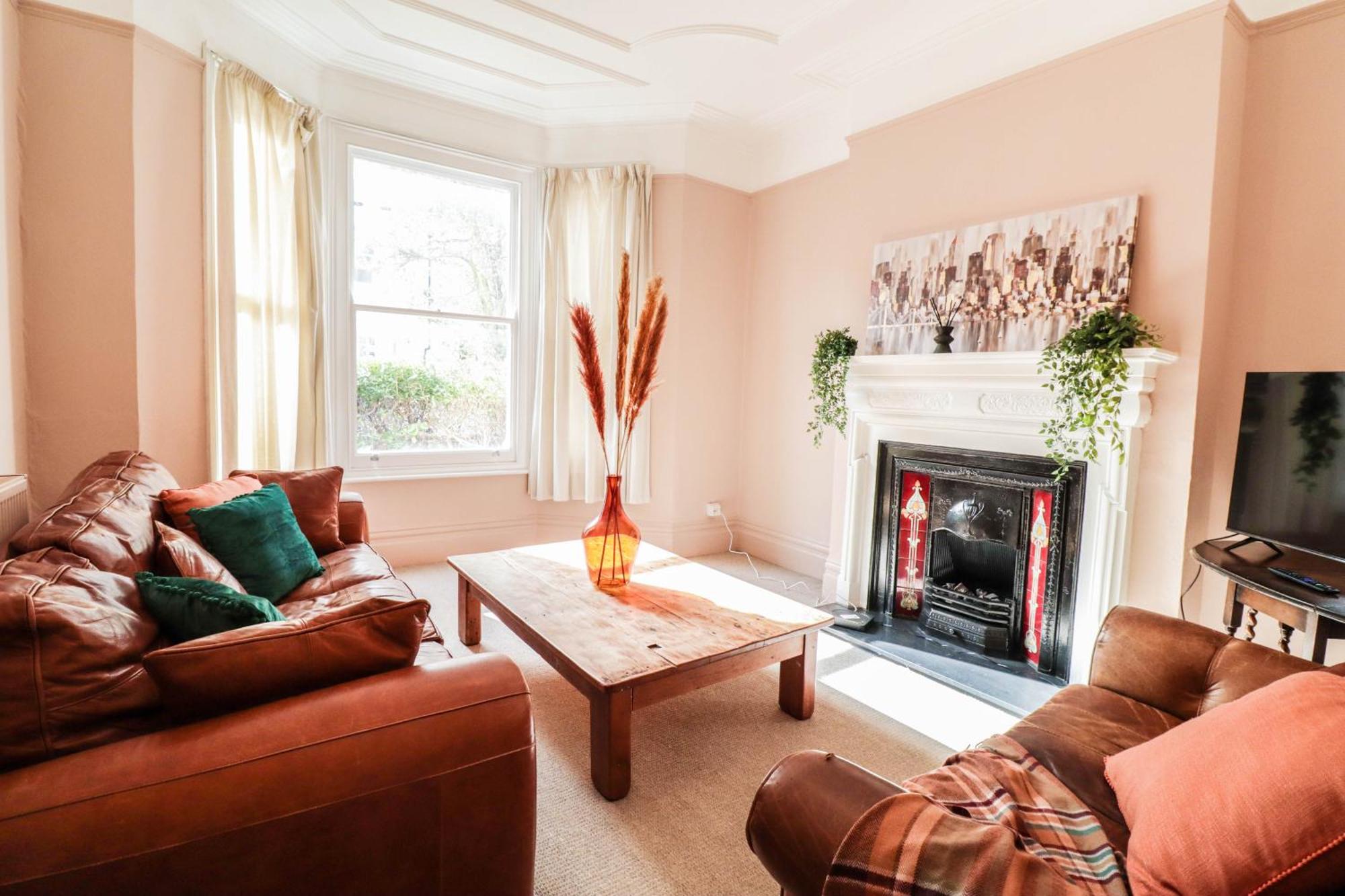 Stunning 5 Bed House In Clapham - Free Wifi! Сasa de vacaciones
