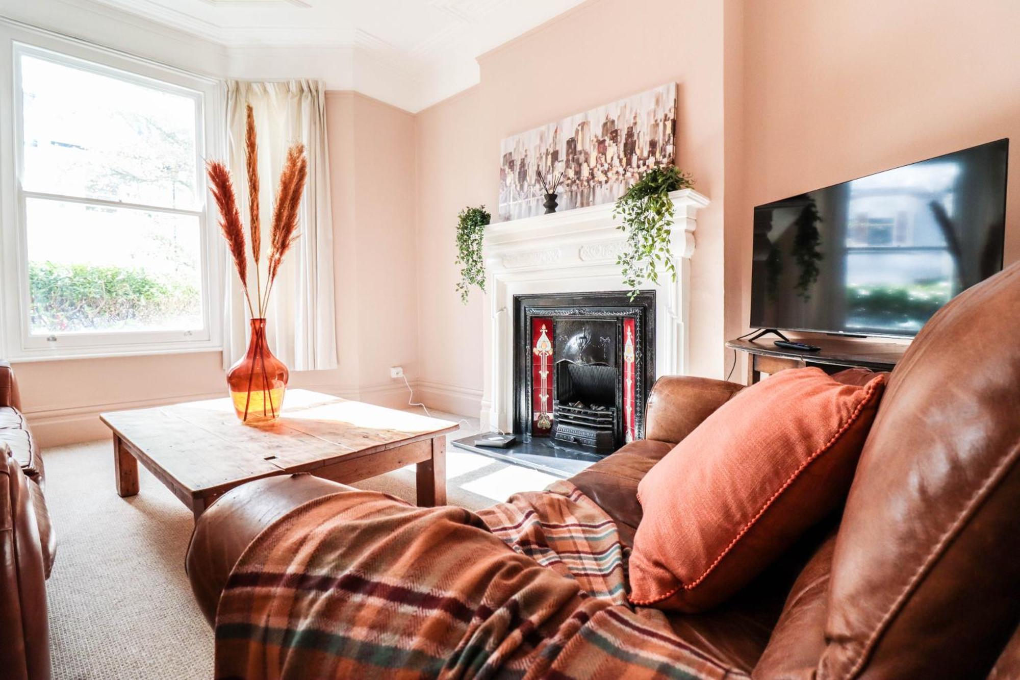 Сasa de vacaciones Stunning 5 Bed House In Clapham - Free Wifi!