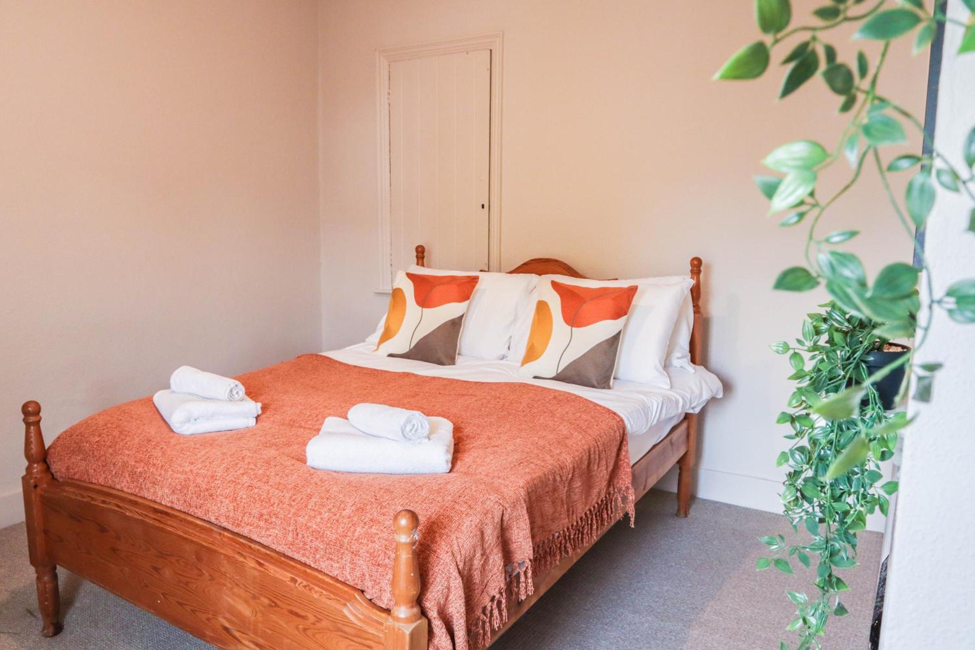 Stunning 5 Bed House In Clapham - Free Wifi! Сasa de vacaciones *