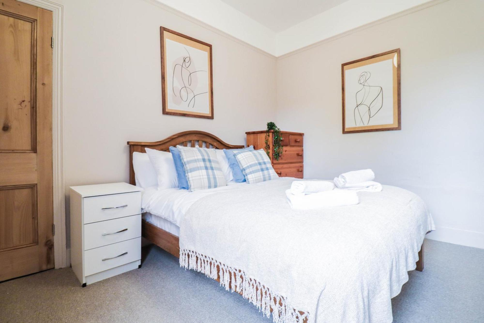 Сasa de vacaciones Stunning 5 Bed House In Clapham - Free Wifi!