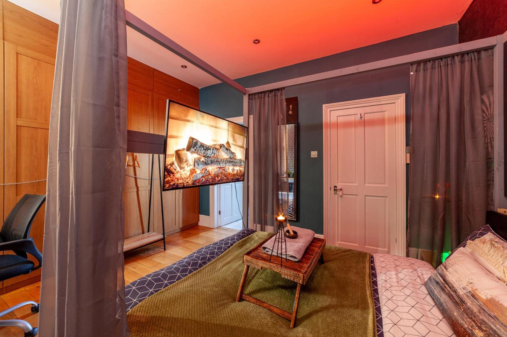 Master En - Townhouse Double With Garden & Hot Tub Privatunterkunft London
