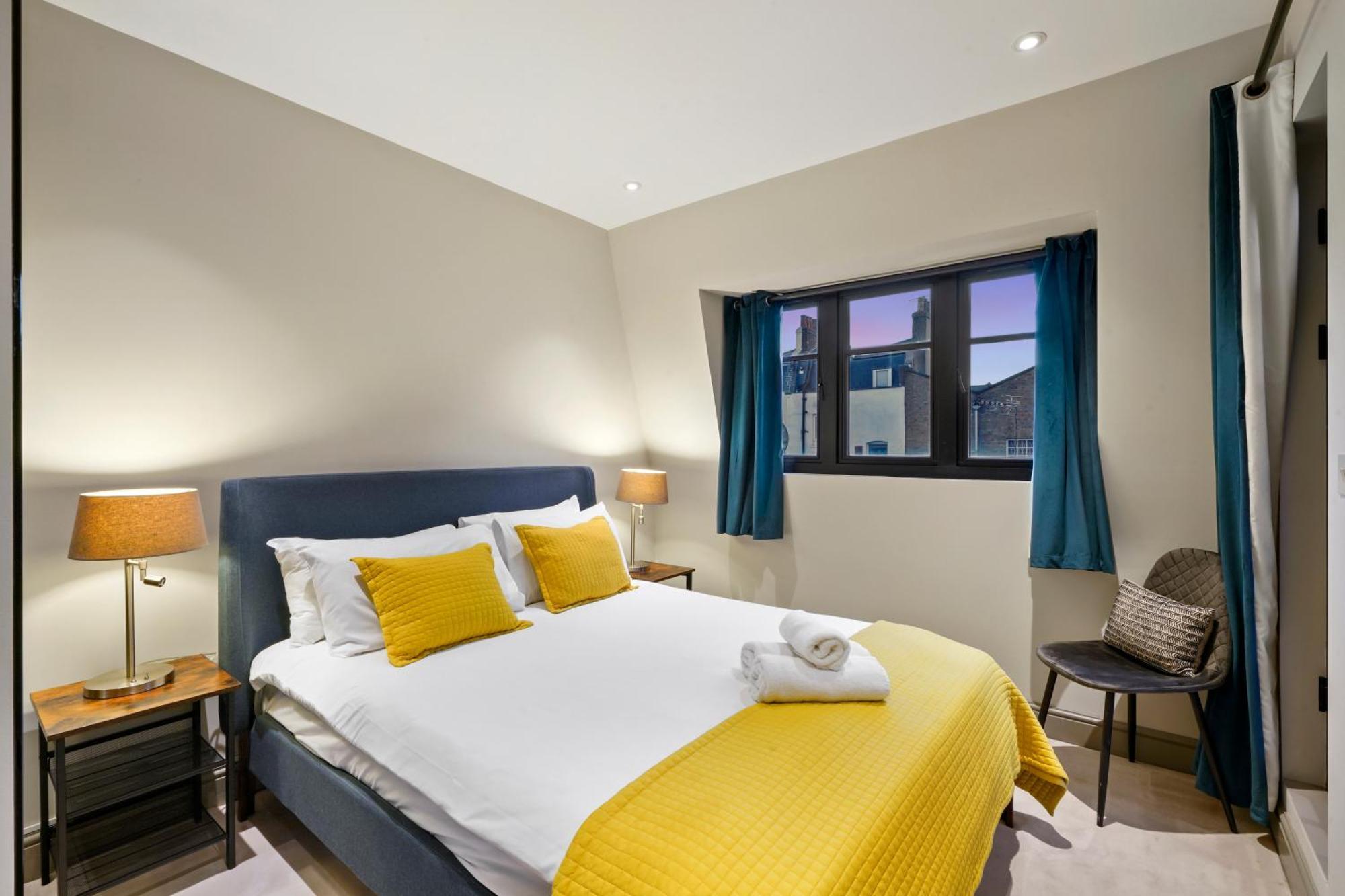 Apartment 2 Bed Lux Near Free Wifi By Aparts