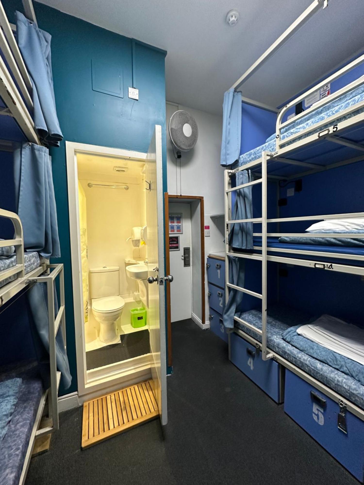 Hostel Smart Hyde Park London