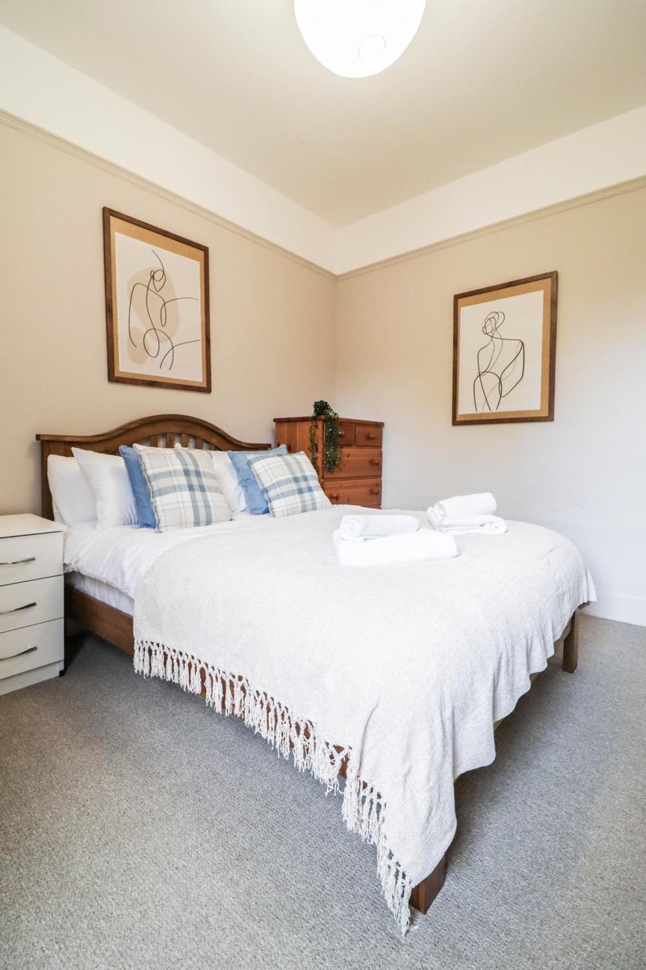Сasa de vacaciones Stunning 5 Bed House In Clapham - Free Wifi! Londres