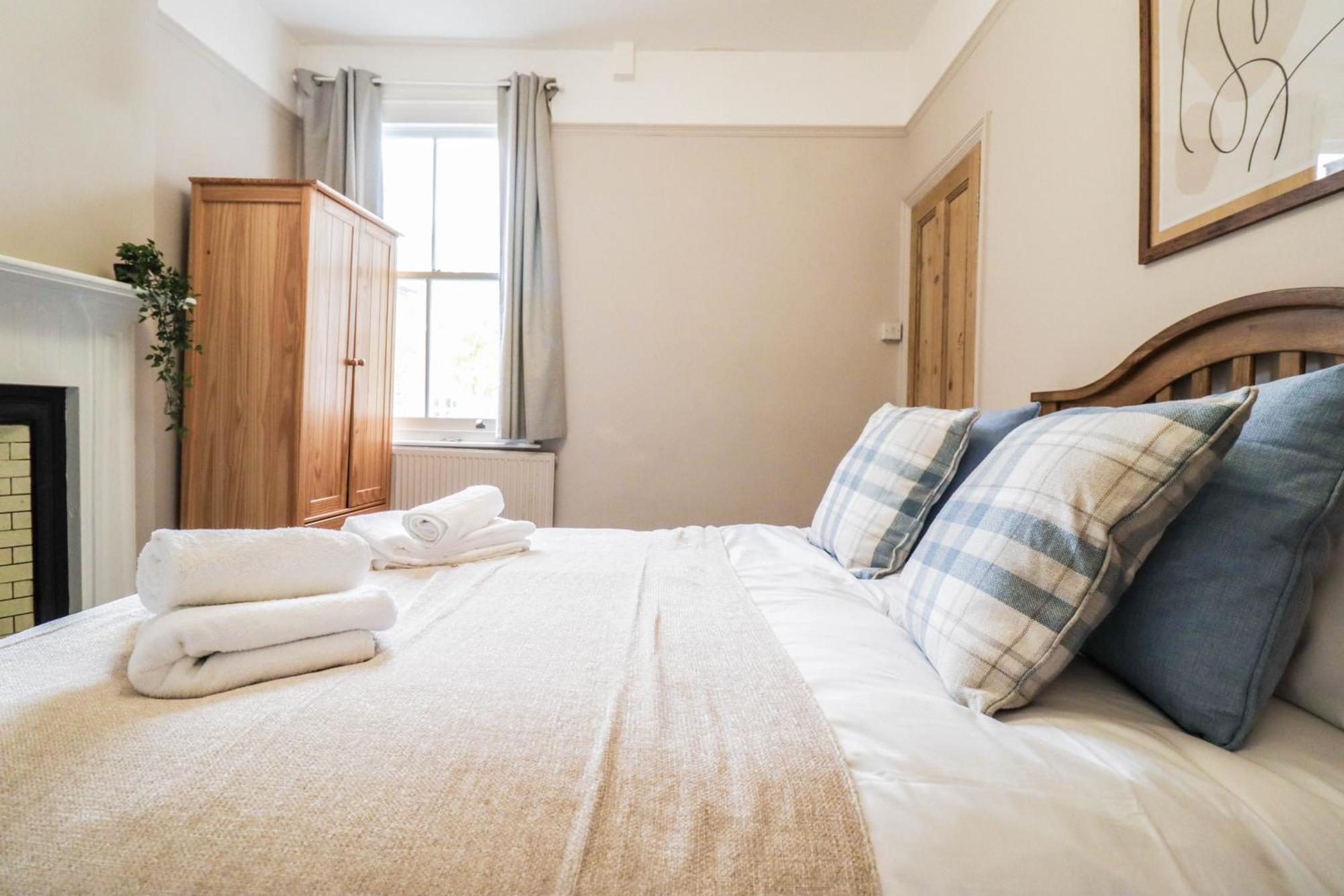 Stunning 5 Bed House In Clapham - Free Wifi! Londres