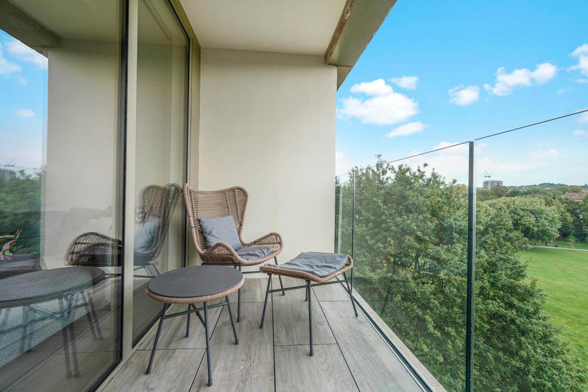 Utopian 3 Bedroom Kilburn Londen