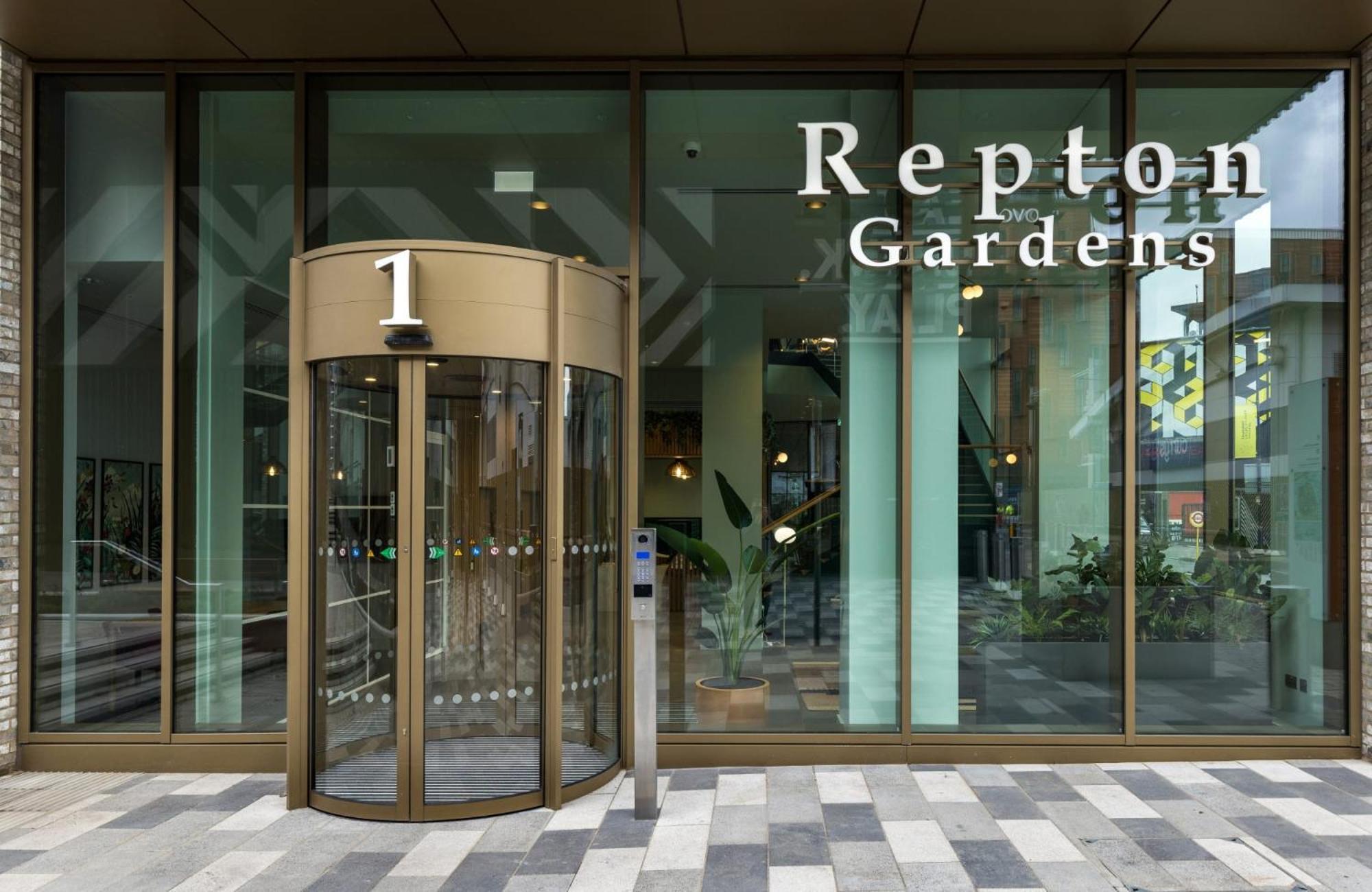 Apartment Botanical-inspired At Repton Gardens Right In The Heart Of Wembley Park London