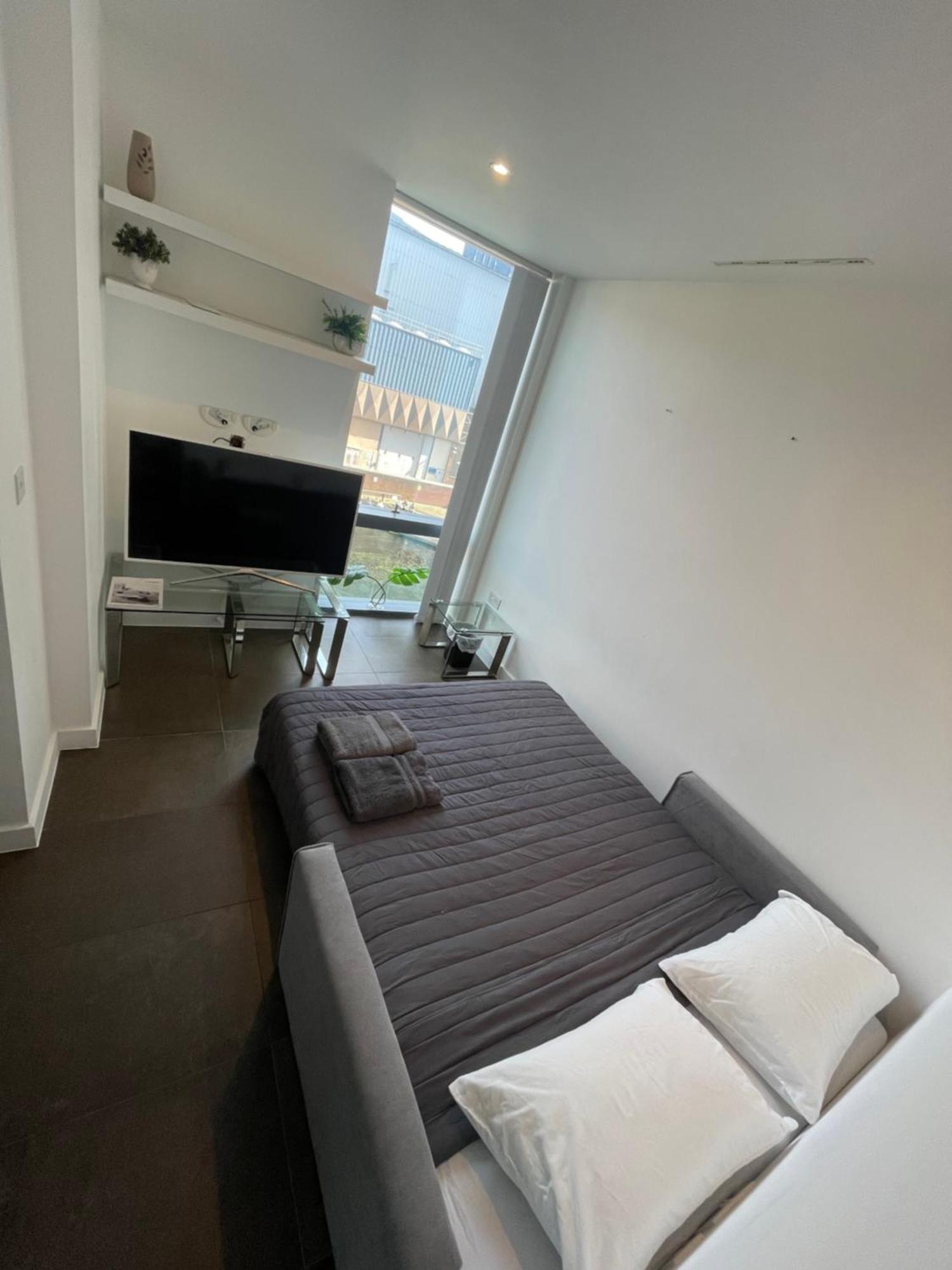 Shared In Homestay London