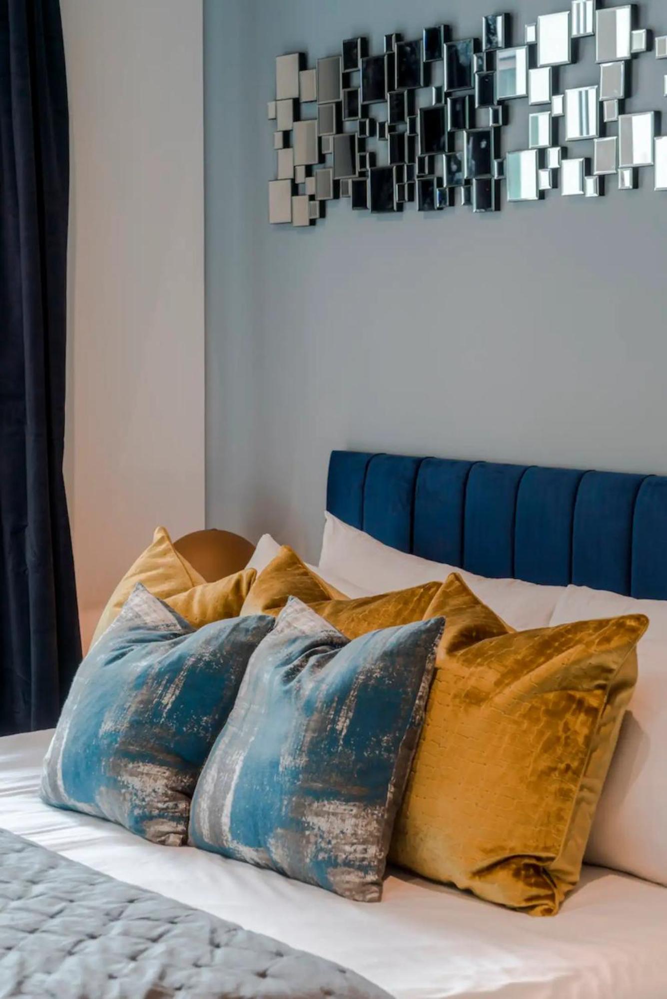 Thames View In Town! Large Luxxe Nomad Design Family * Londen