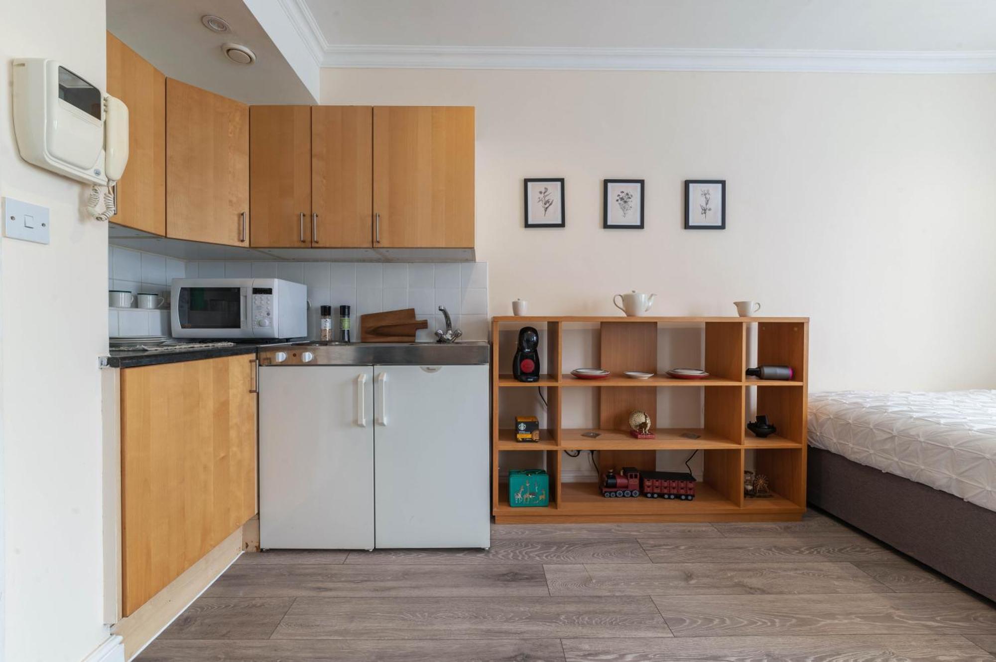 Elegant Art Deco Whole - 2mins To Hyde Park, 8mins To Bayswater, Nottinghill, Paddington London