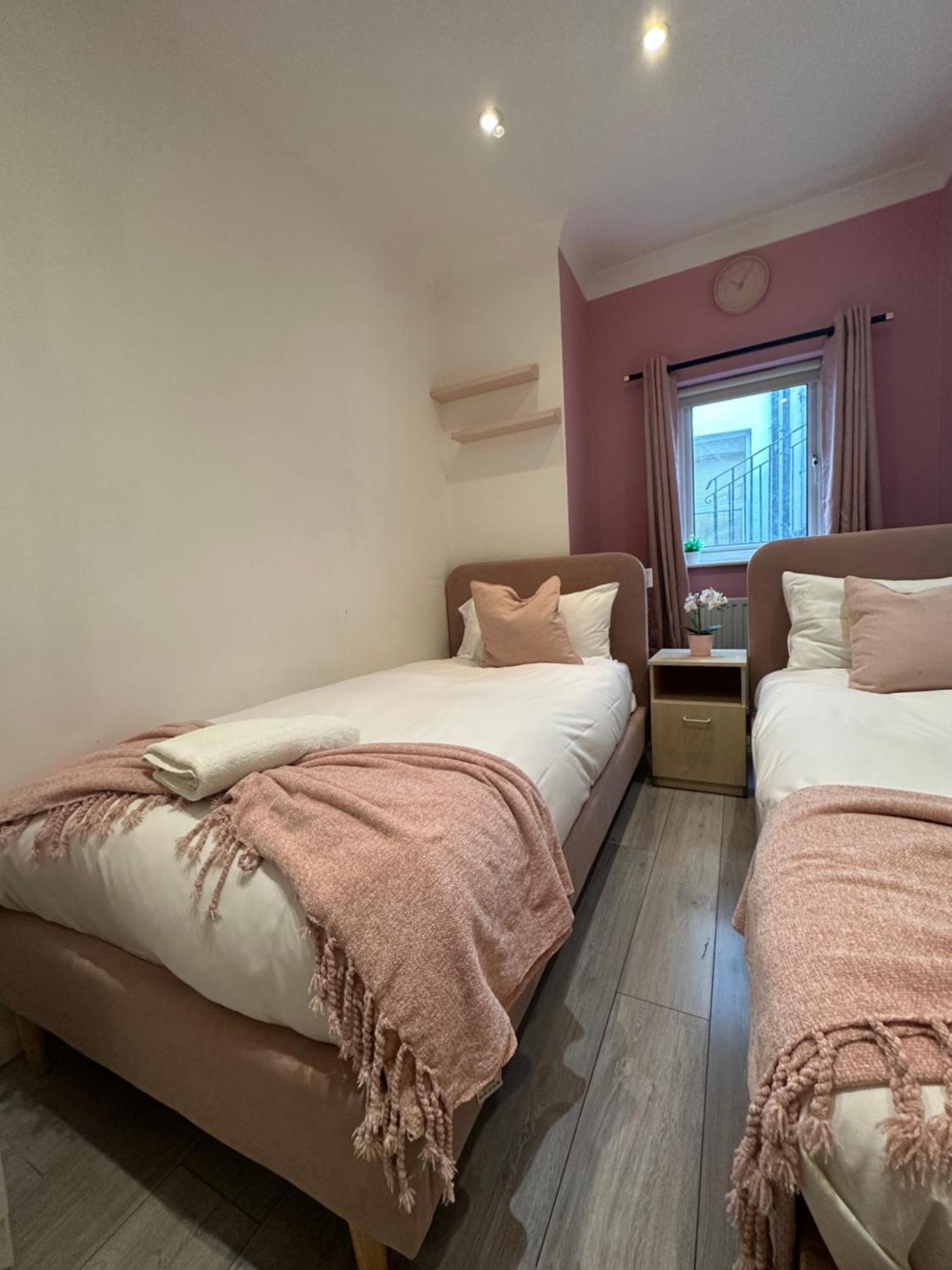 Stunning Flats Edgware Road Central Apartment