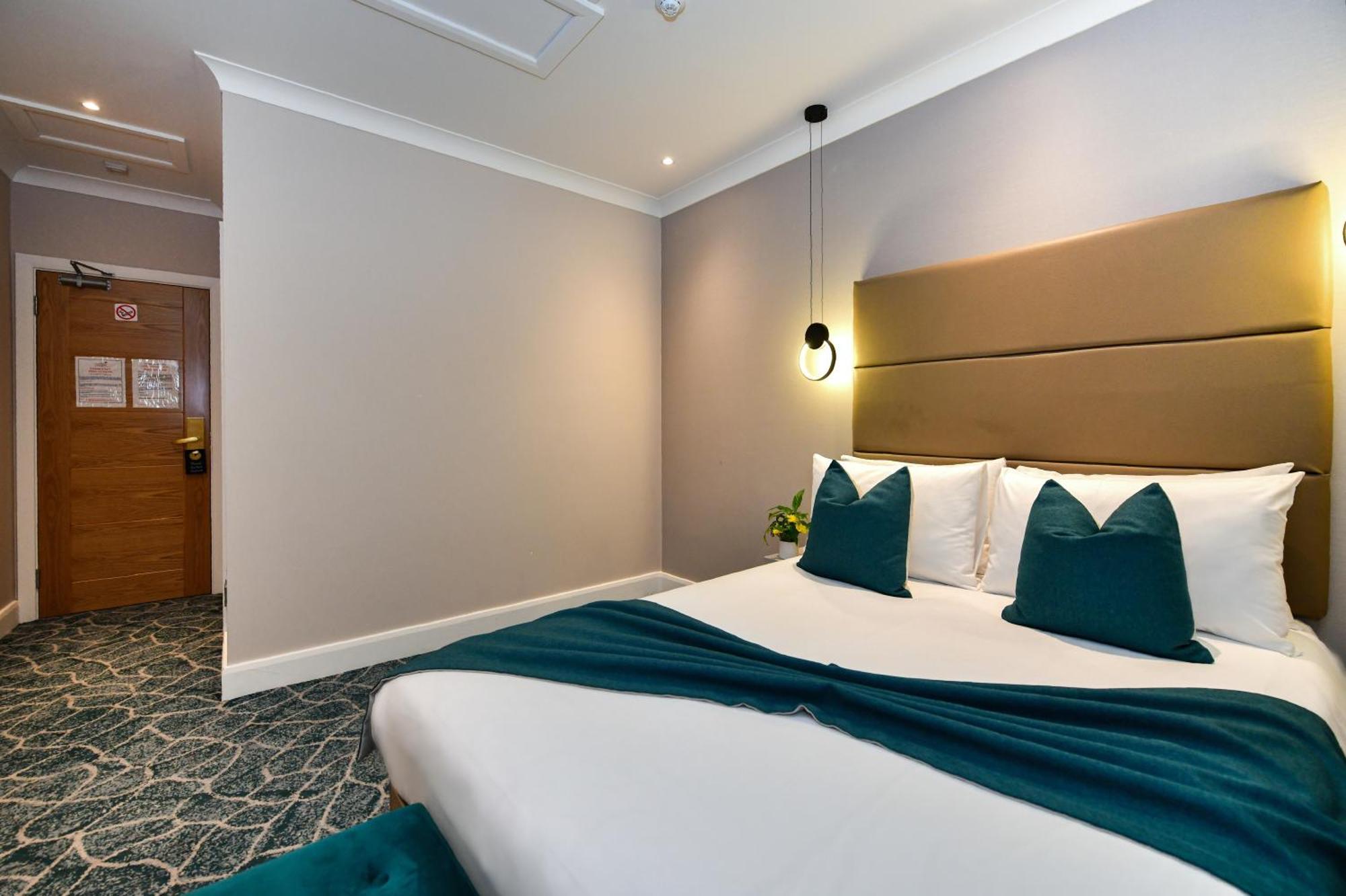Hotel Queens Park Premier Hyde Park