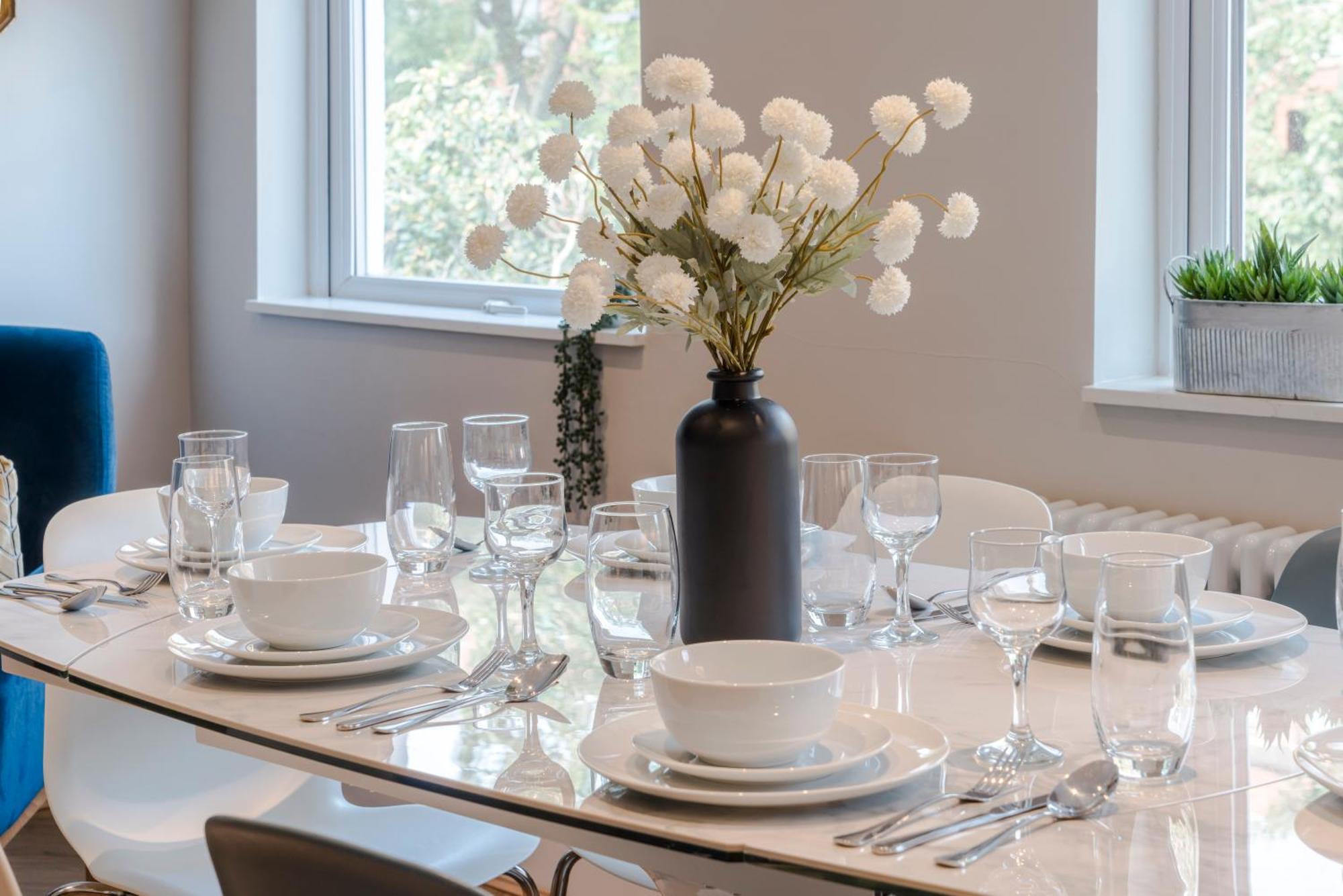 Stunning 3 Bed Duplex In The Heart Of West Hampstead Apartment *
