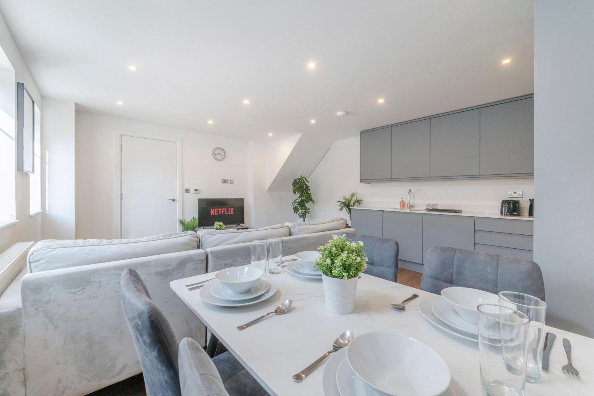 Modern - 2 Bedrooms 2 Bath - Battersea, Vauxhall & Nine Elms Station Apartamento *