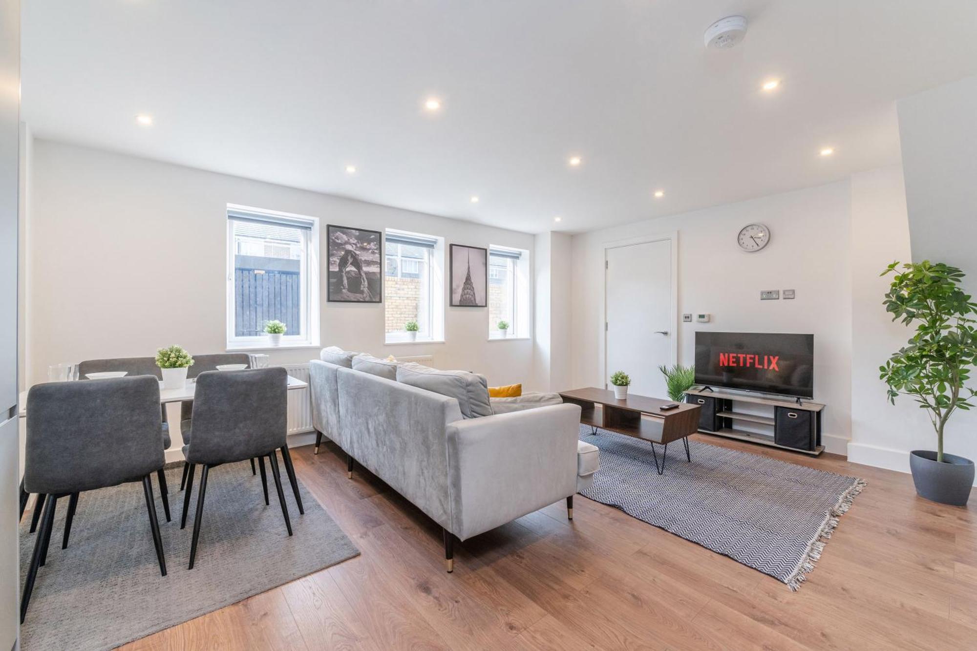 Modern - 2 Bedrooms 2 Bath - Battersea, Vauxhall & Nine Elms Station * Londres