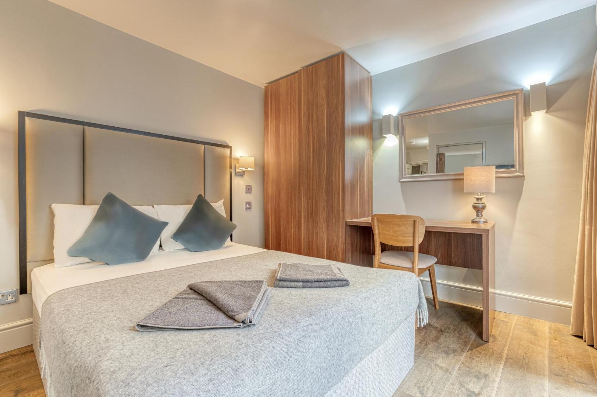 Mayfair Apartamento *