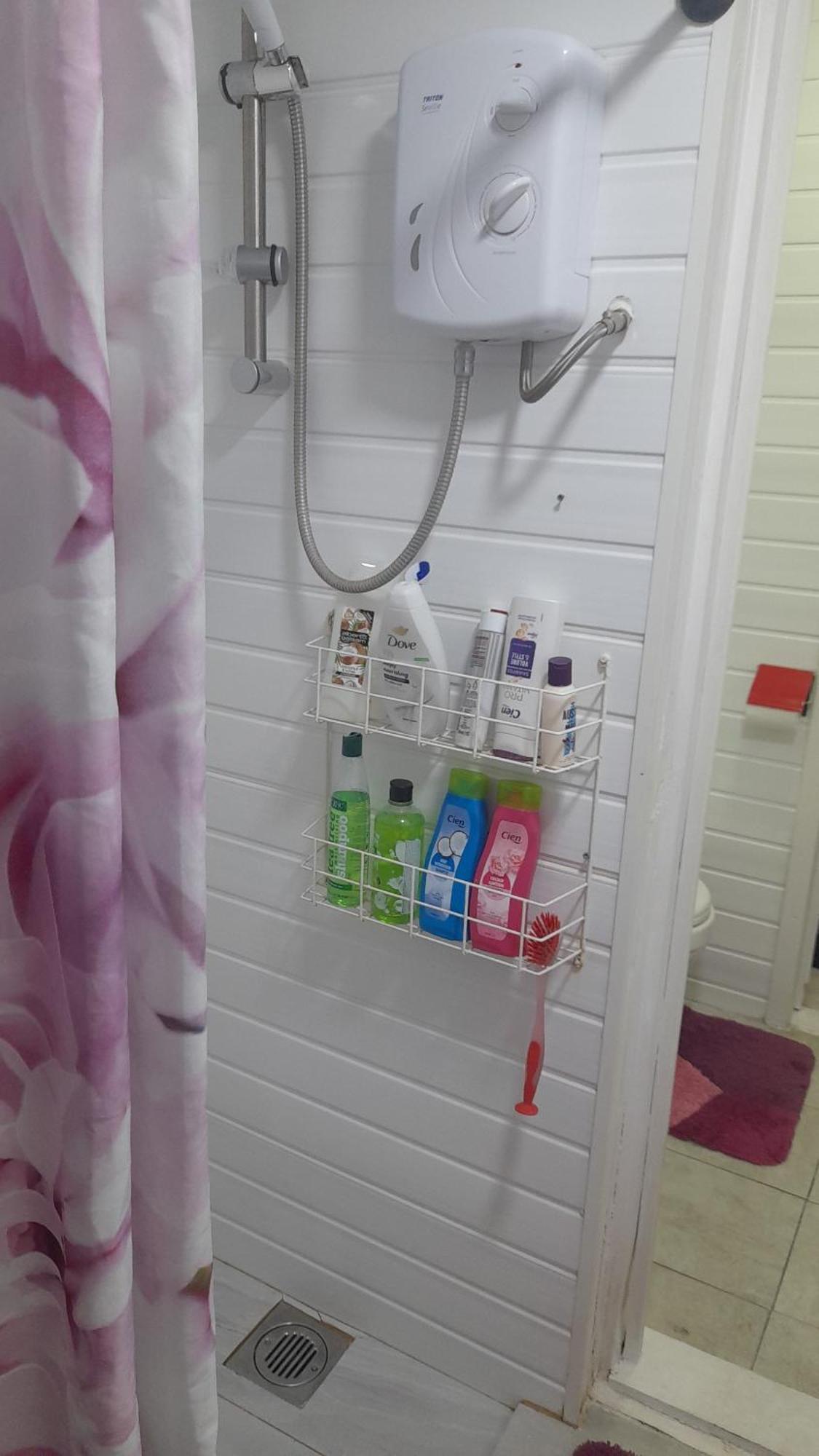 Private Extension With Bathroom And Kitchen Apartment *