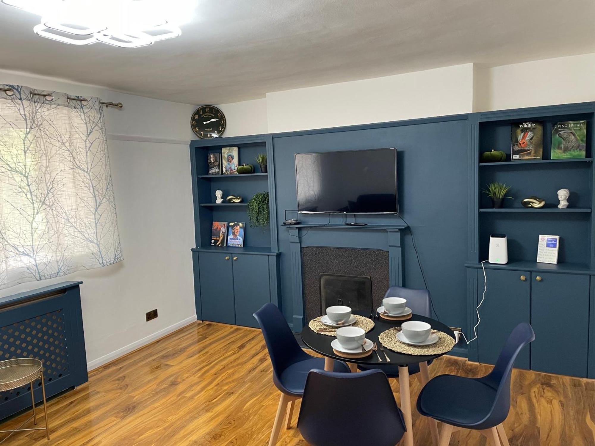 Appartement Elegant 2 Bedroom Flat In Chiswick Near Tube Stations *