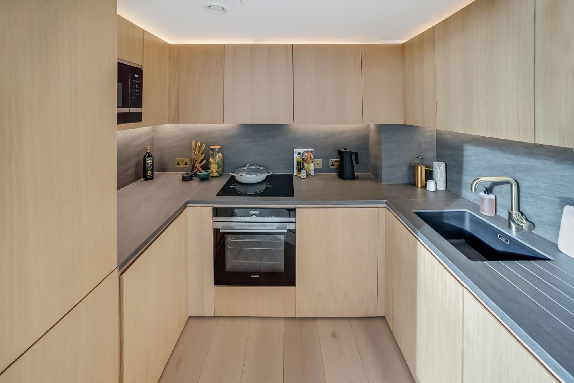 Modern At Enclave Located In Central Apartamento Londres