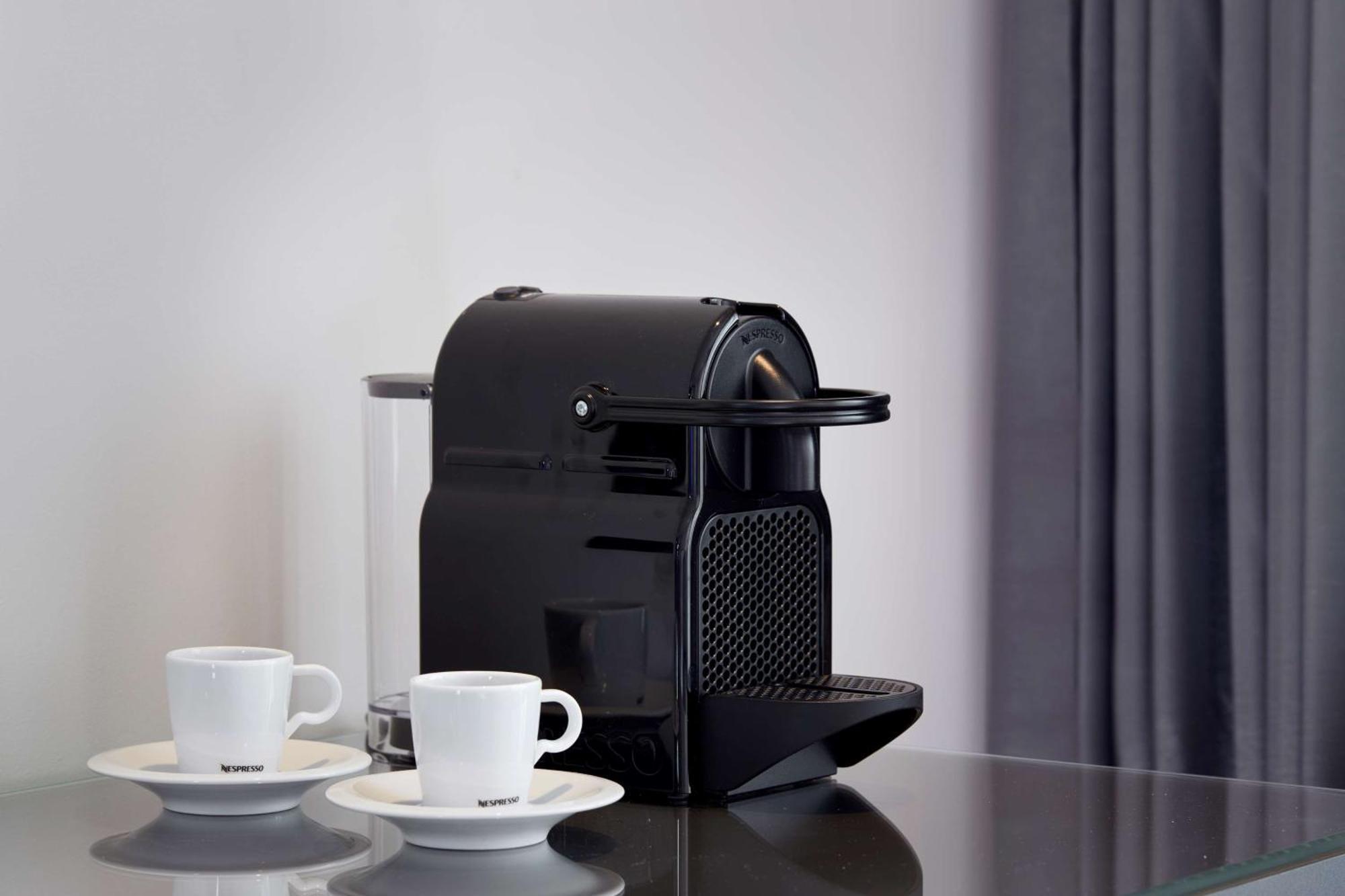 Park Plaza London, Park Royal Hotel 4*