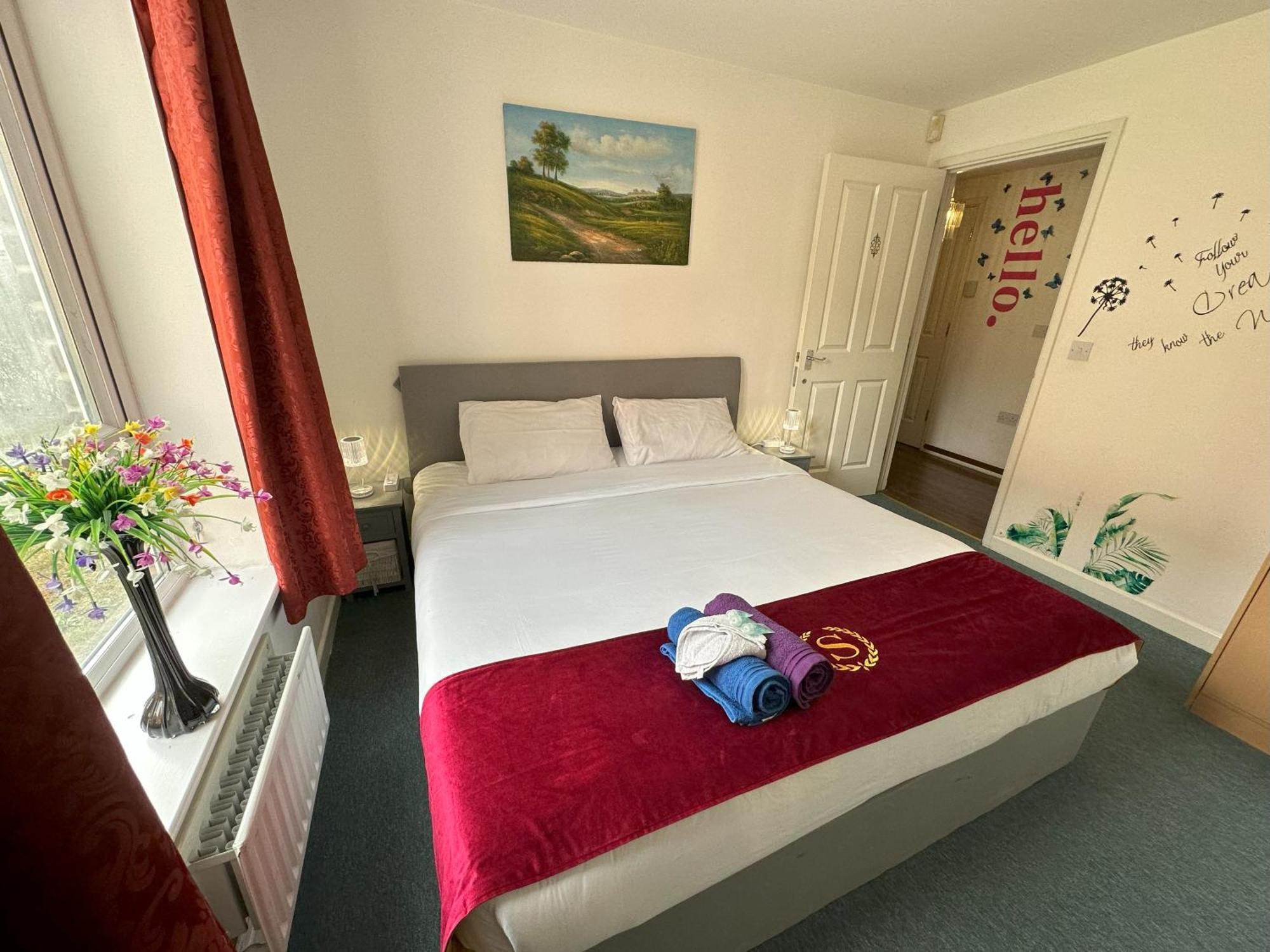 Apartment: 2-bed Oasis With Rapid Transit Access * London
