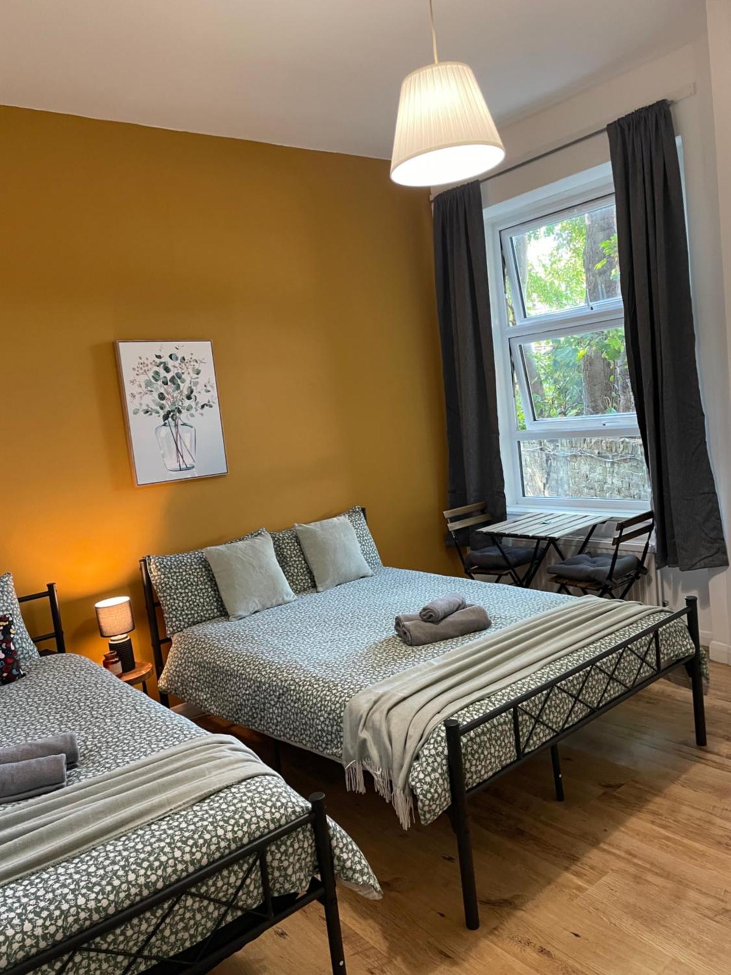 Contemporary Private Near Central Privatunterkunft London
