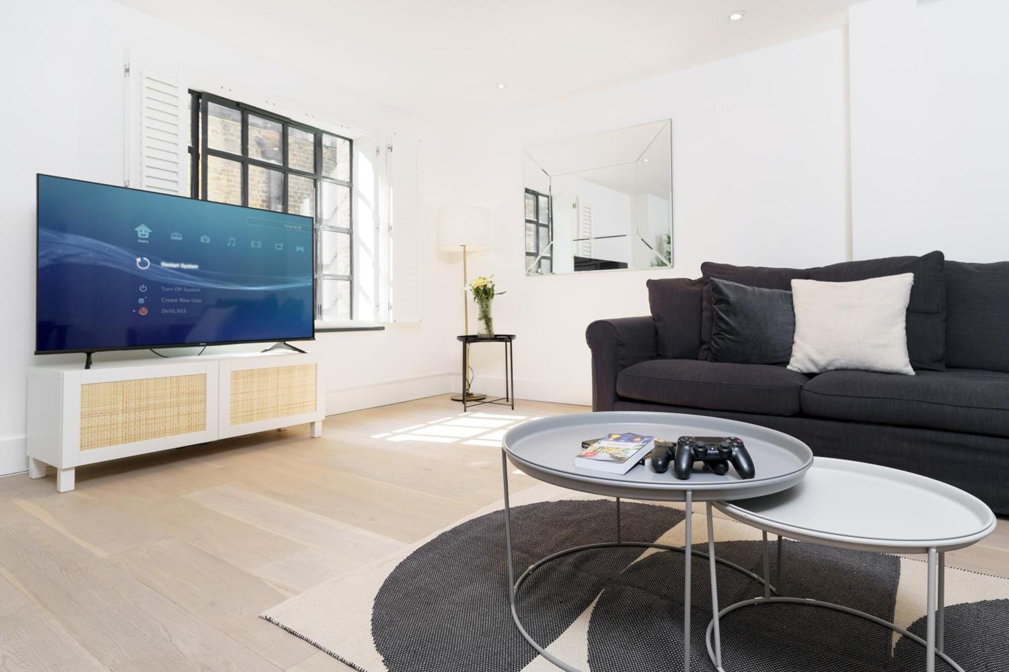 Trafalgar Sq 1 Bedr, 3 Beds Sleeps 6 Londen