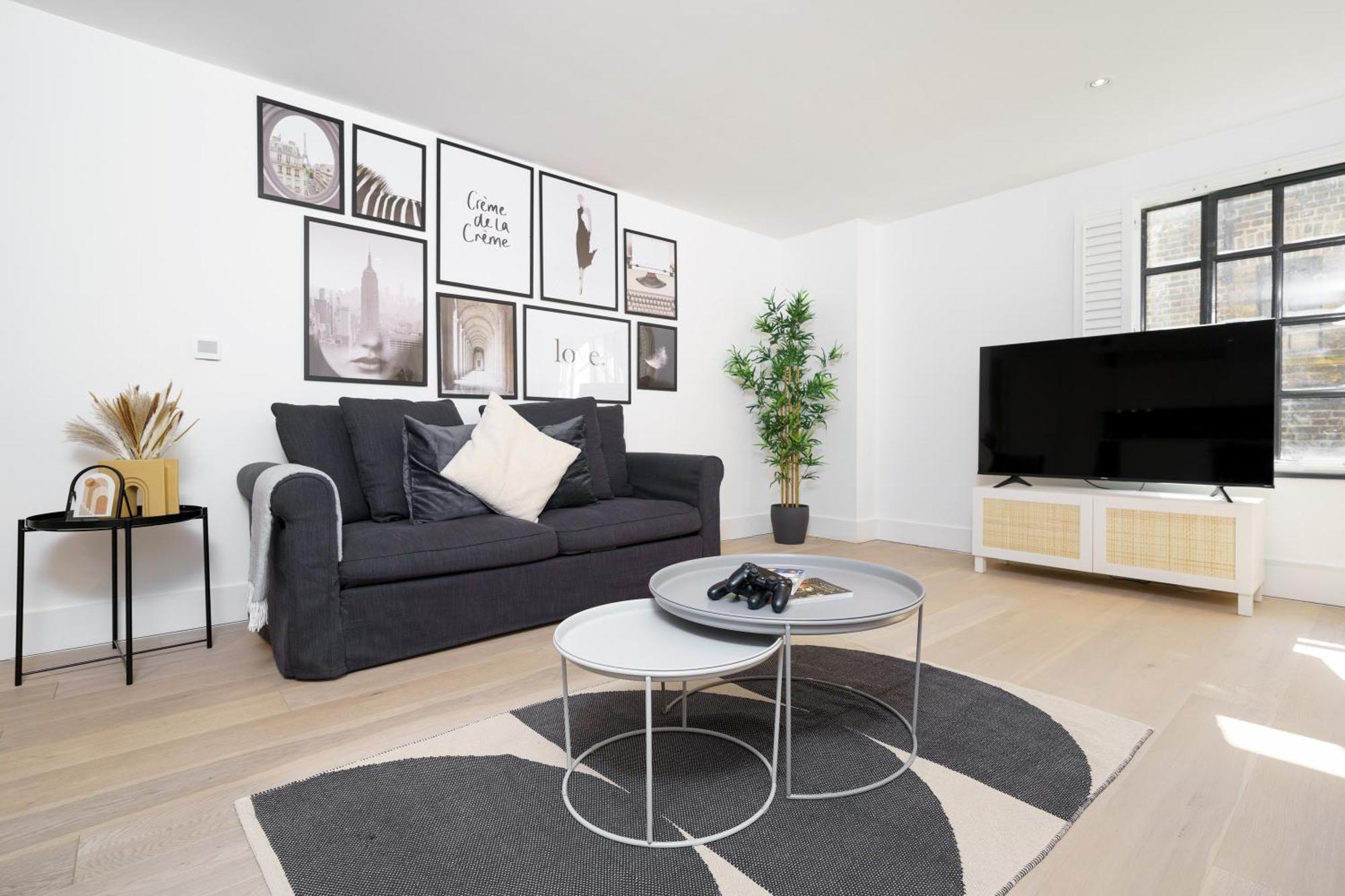 Trafalgar Sq 1 Bedr, 3 Beds Sleeps 6