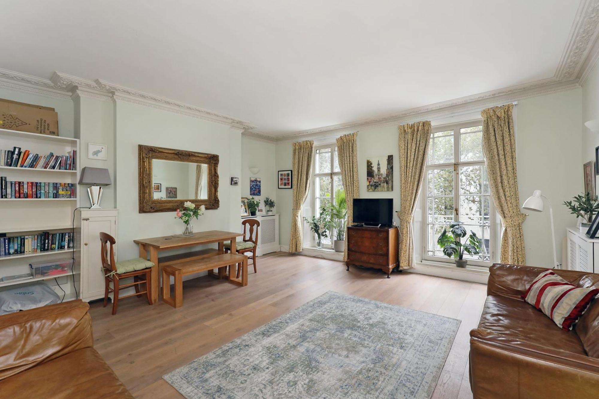 Covent Garden Superior Two Bedroom Aparment On *