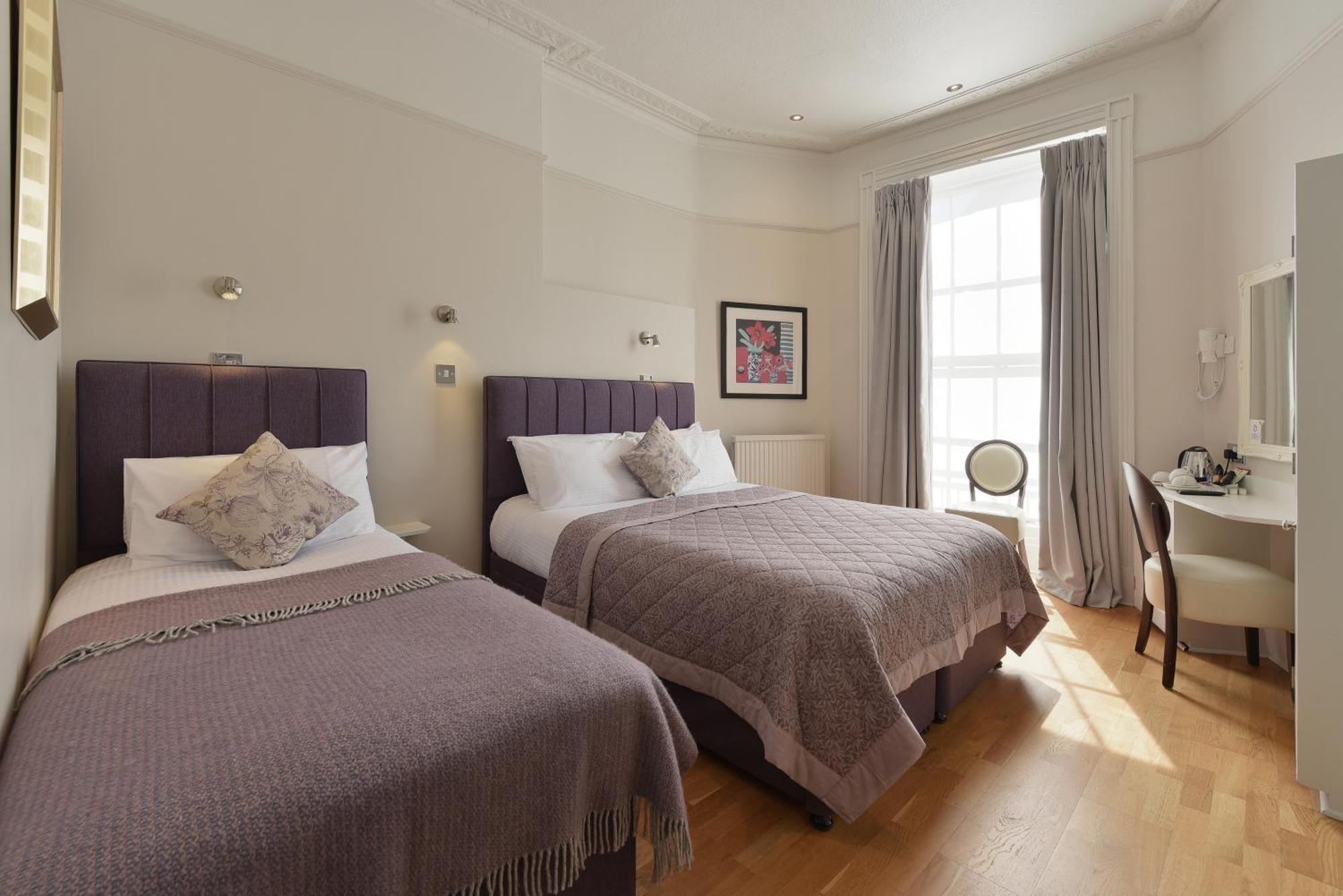 Harlingford Hotel London