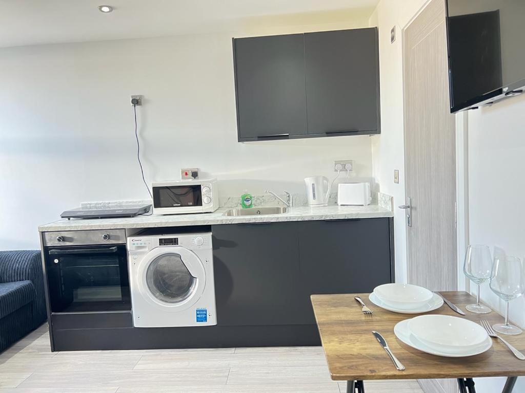 Studio Apartment London