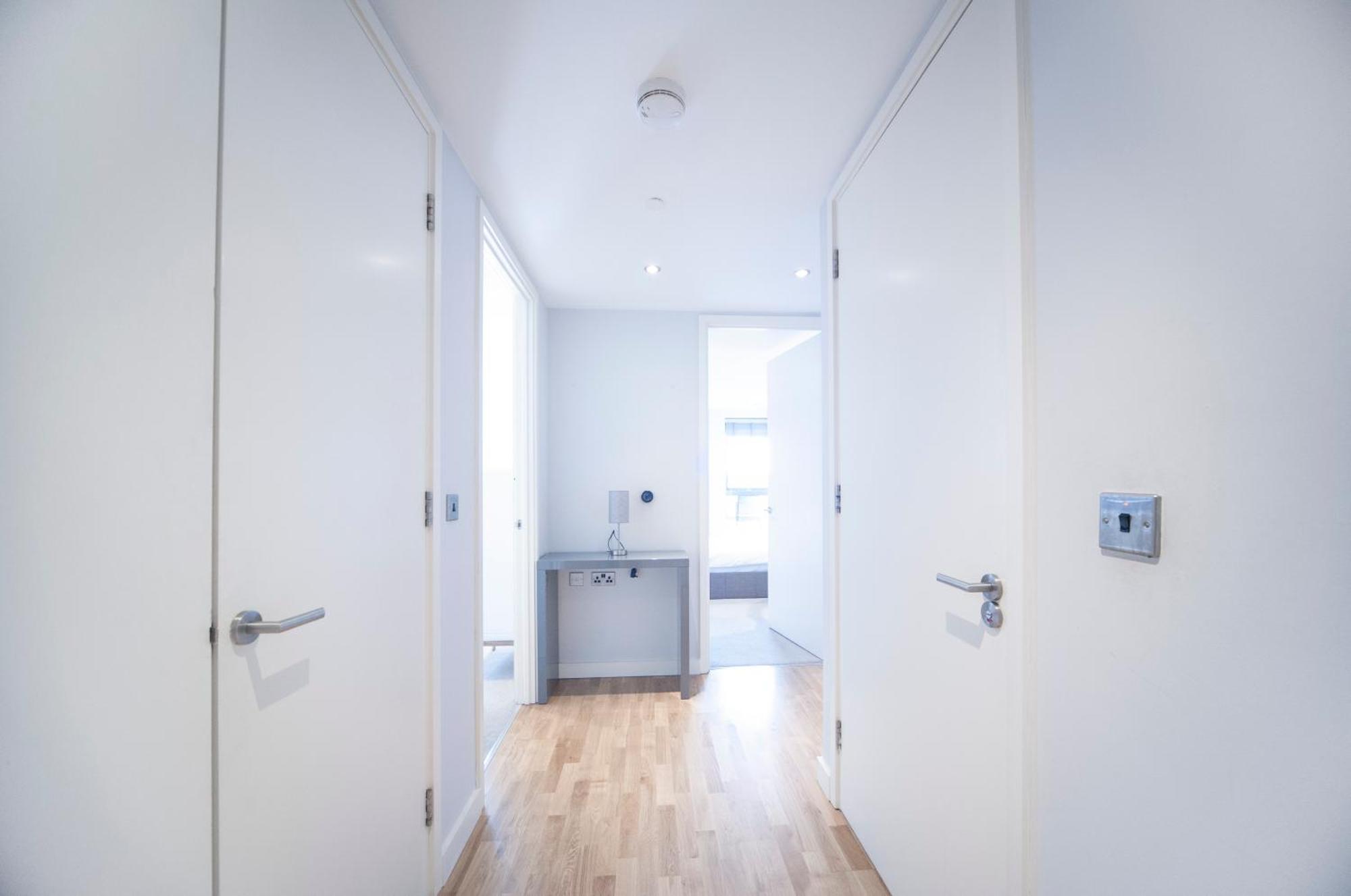 Apartment Floor - 2 Bed/2 Bath + Private Balcony