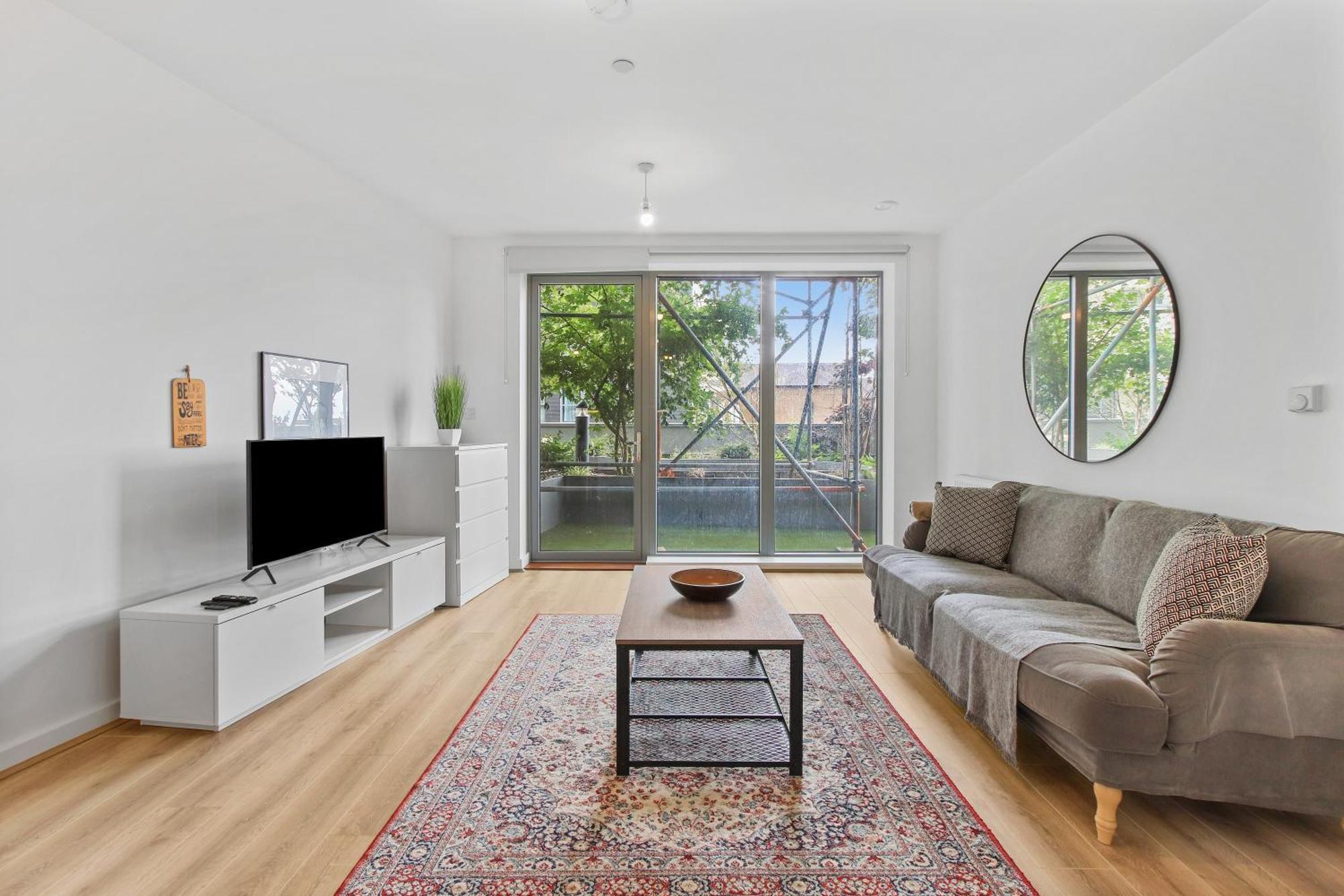 Appartement Centrally Located - Modern - 2bed - 2bath Londen