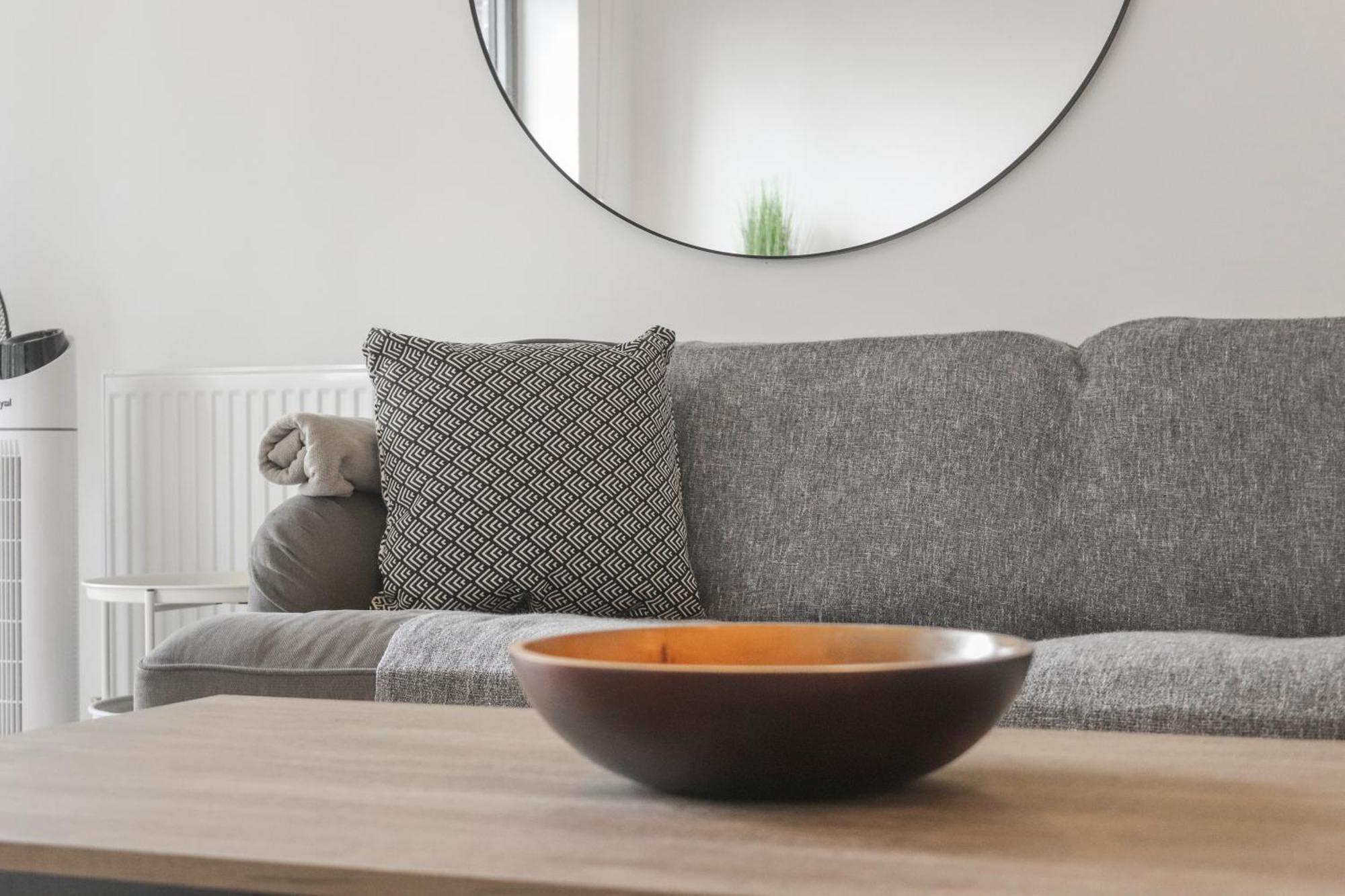 Appartement Centrally Located - Modern - 2bed - 2bath *