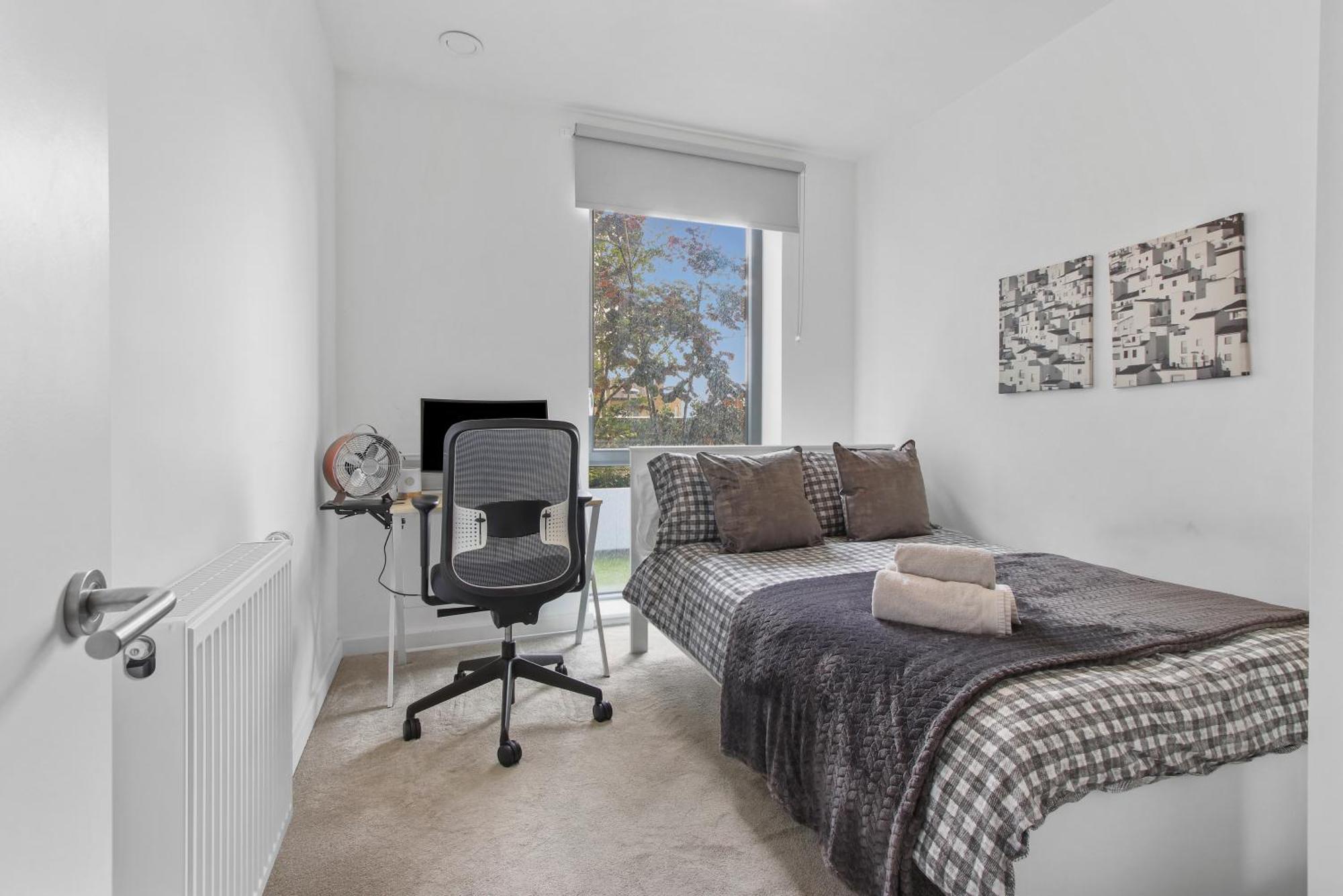 Centrally Located - Modern - 2bed - 2bath Apartamento *