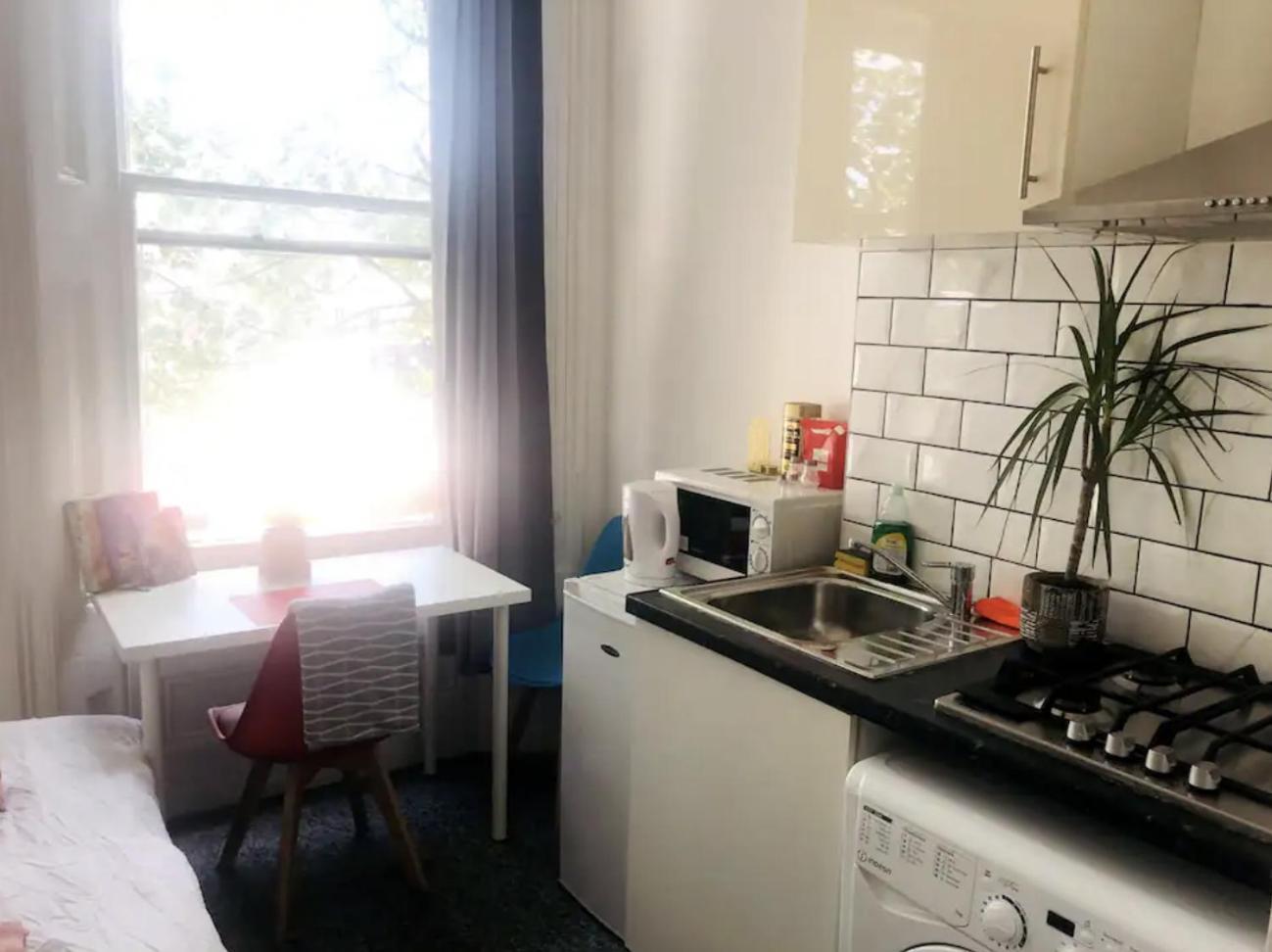 Fabulous Flat In Heart Of London