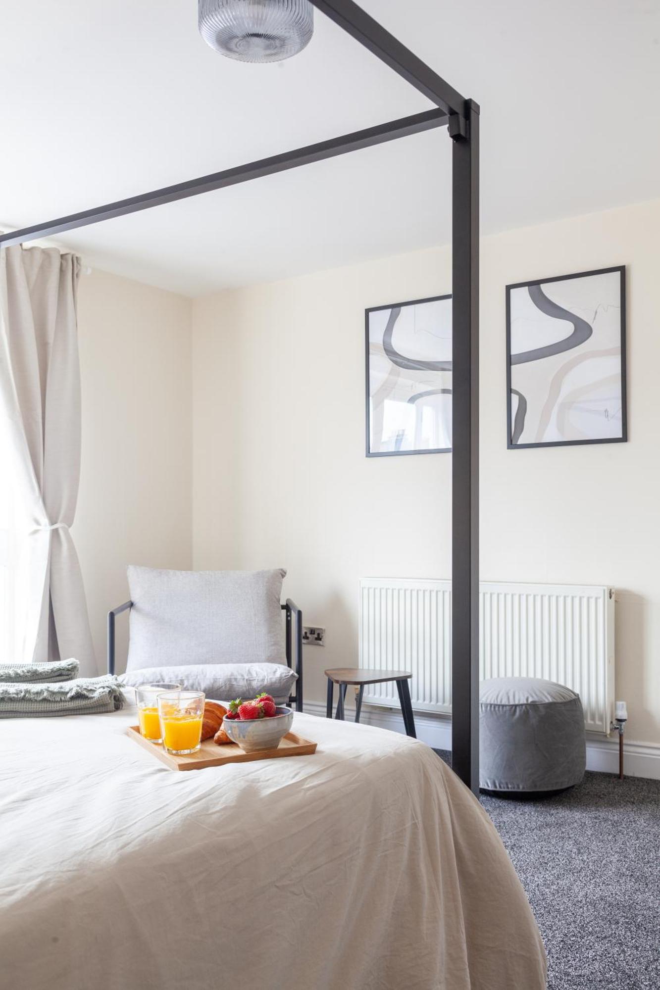 Ferienhaus Arte Serviced Stratford - 3 Bedrooms 2 Bathrooms London, Stratford, Maryland, Free Parking, Garden, Weekly Or Monthly - Up To 8 Guests *