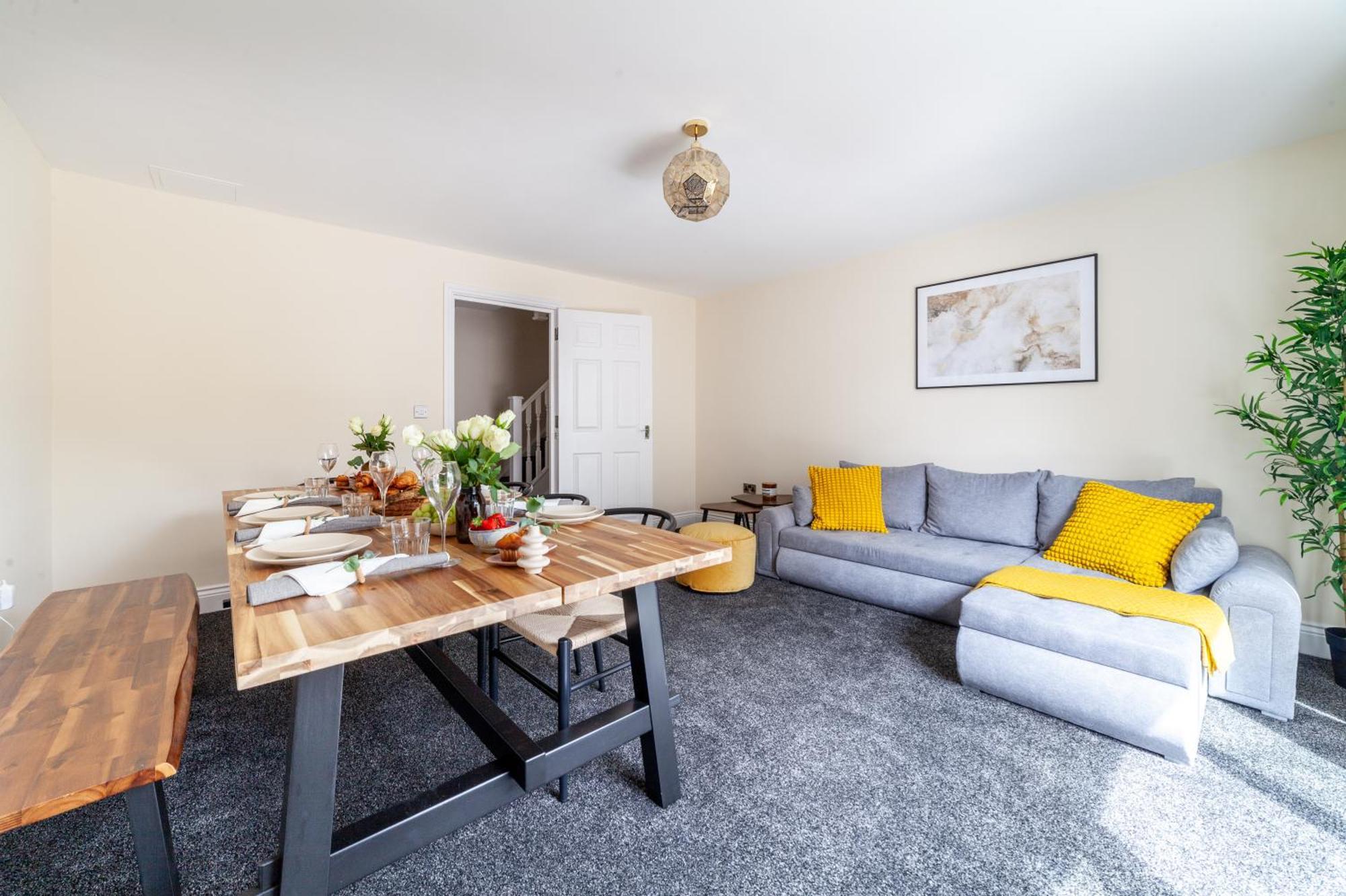 Arte Serviced Stratford - 3 Bedrooms 2 Bathrooms London, Stratford, Maryland, Free Parking, Garden, Weekly Or Monthly - Up To 8 Guests