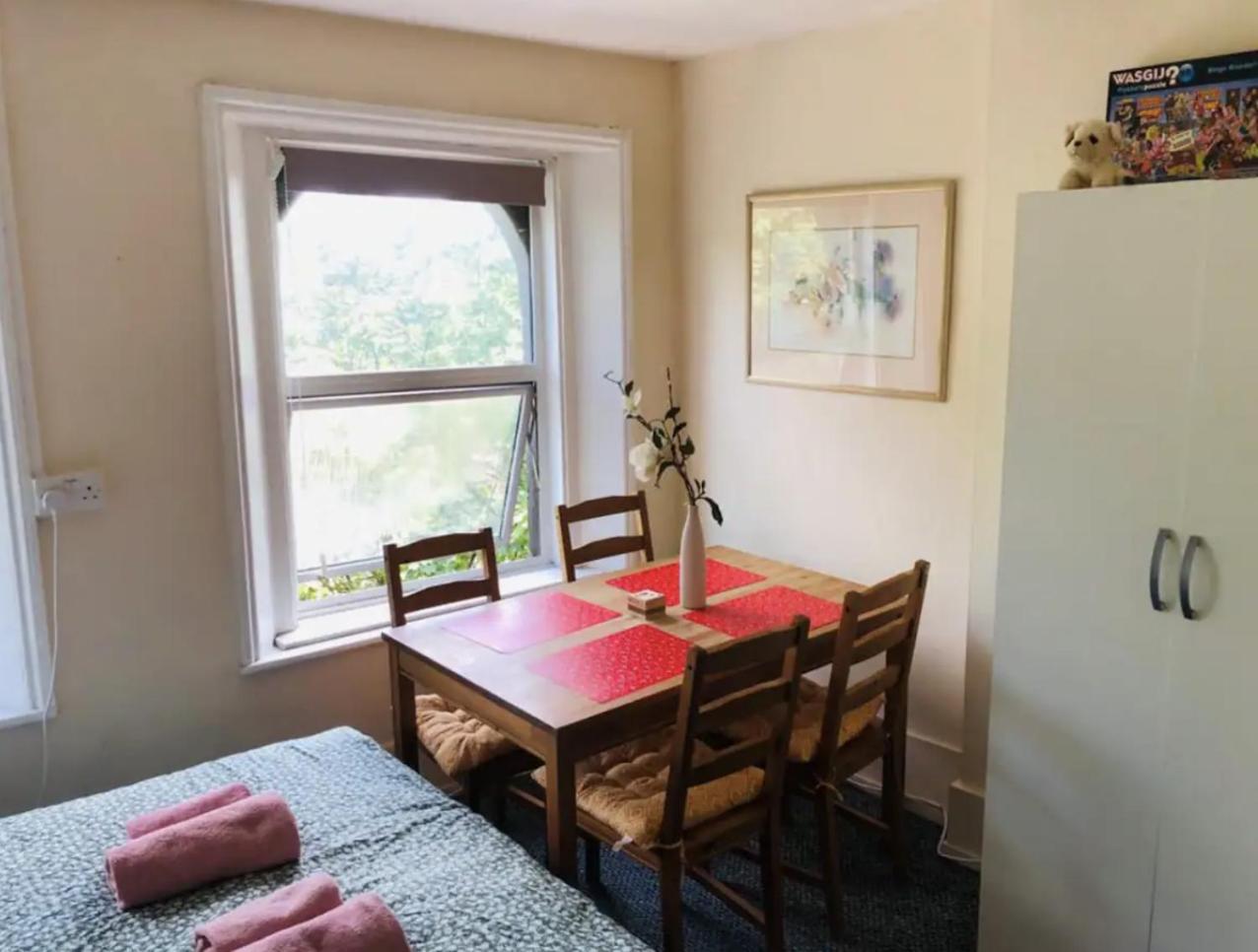 Fabulous Flat In Heart Of Apartment London