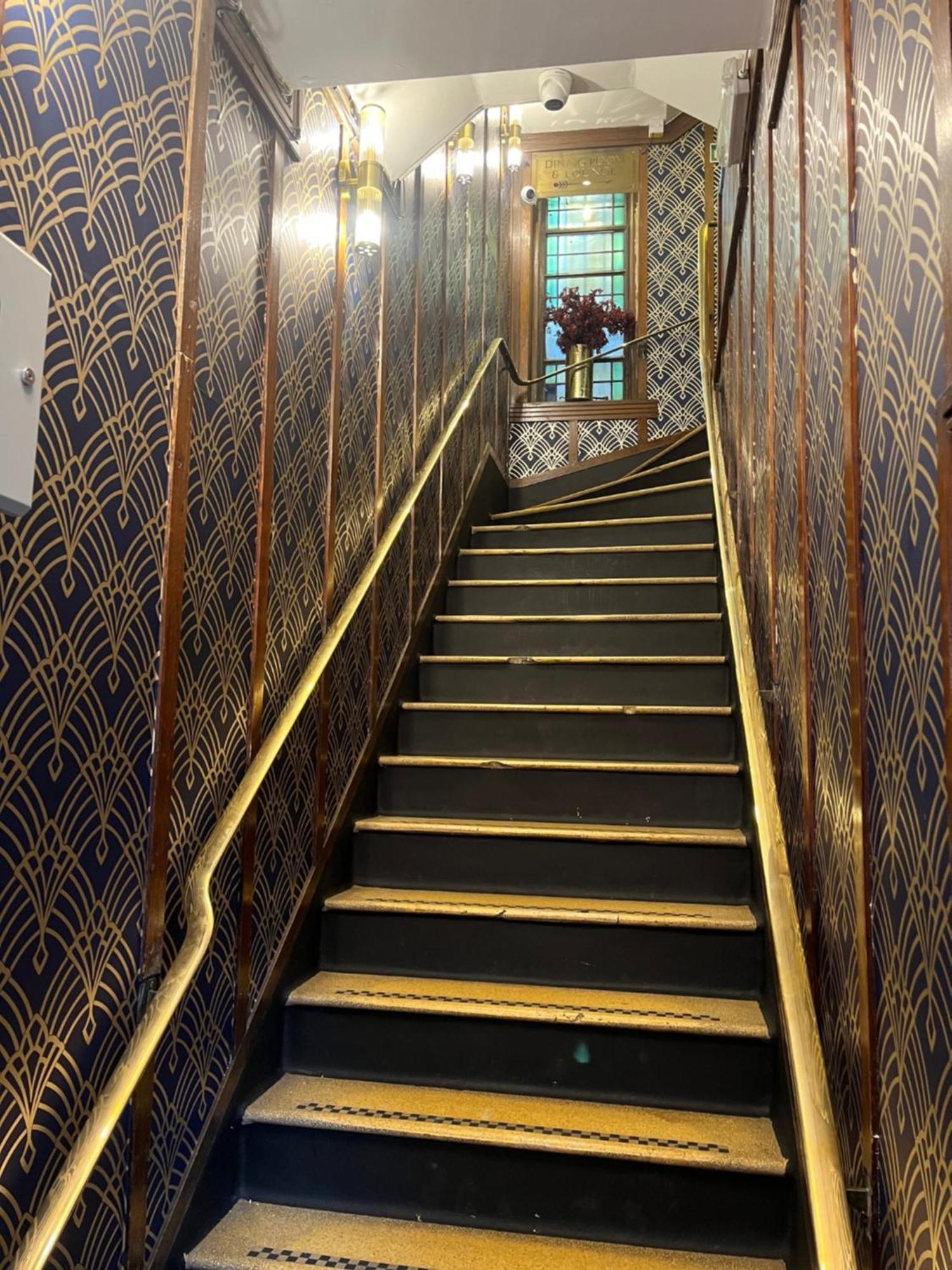 The Walrus Bar And London