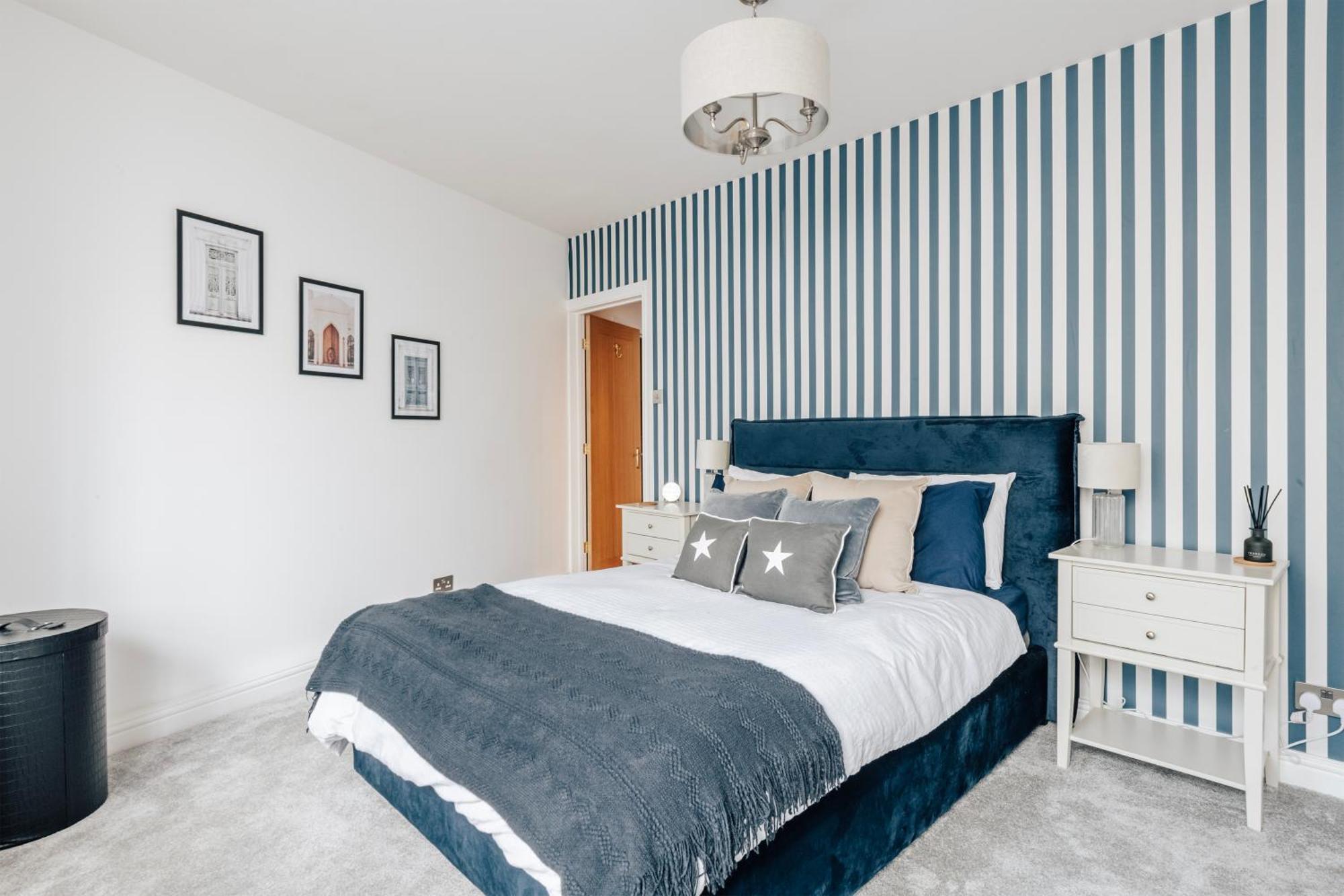 Chic 1 Bed Flat Zone 2 Hampstead Swiss Apartment *
