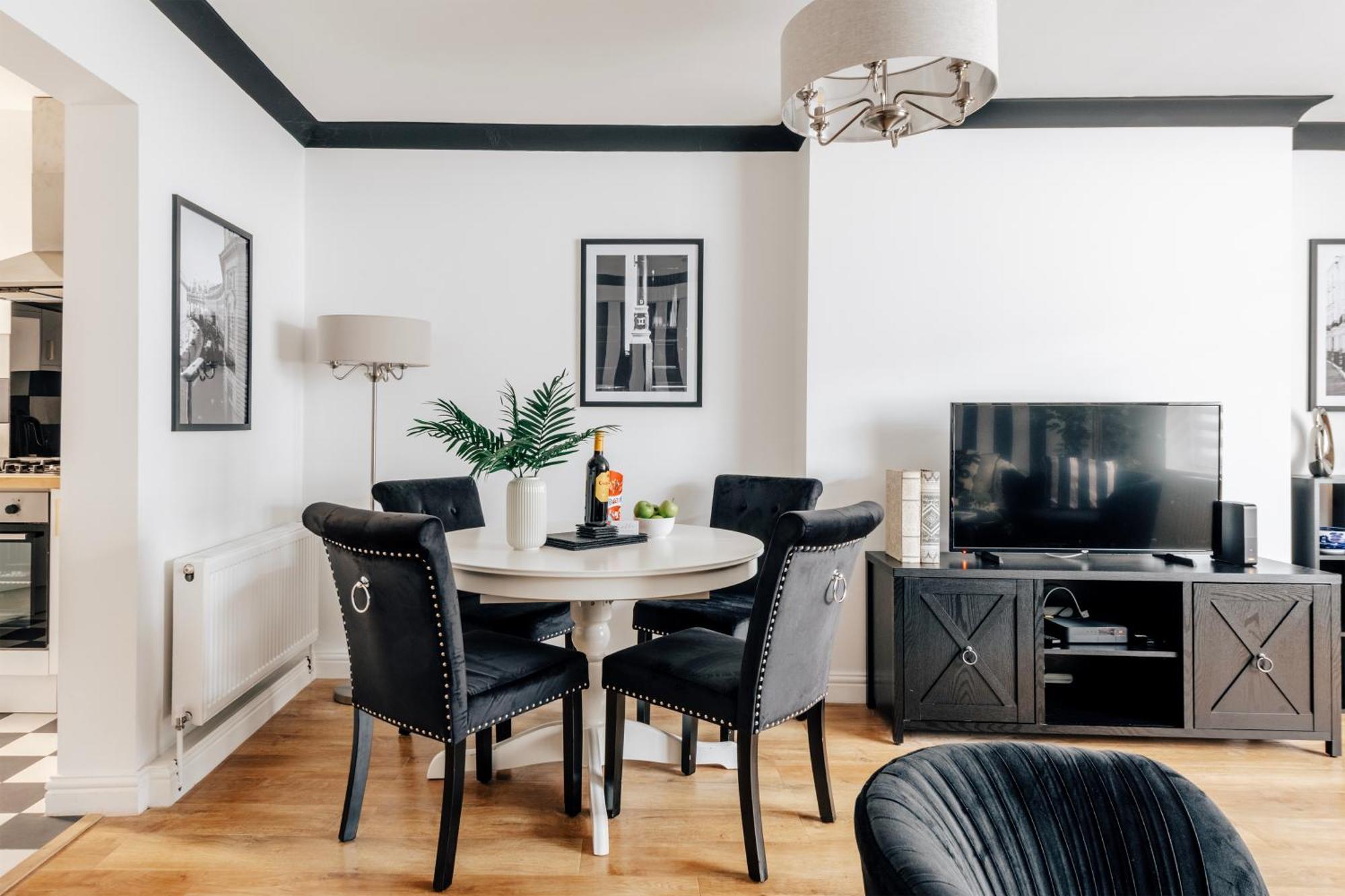Chic 1 Bed Flat Zone 2 Hampstead Swiss Apartment
