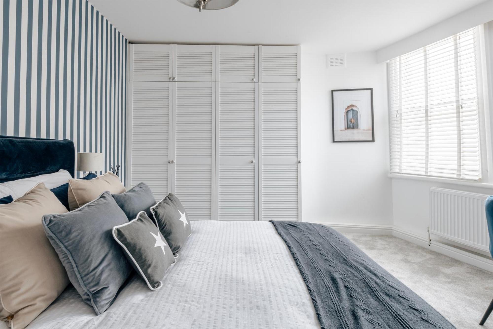 Chic 1 Bed Flat Zone 2 Hampstead Swiss Apartment *