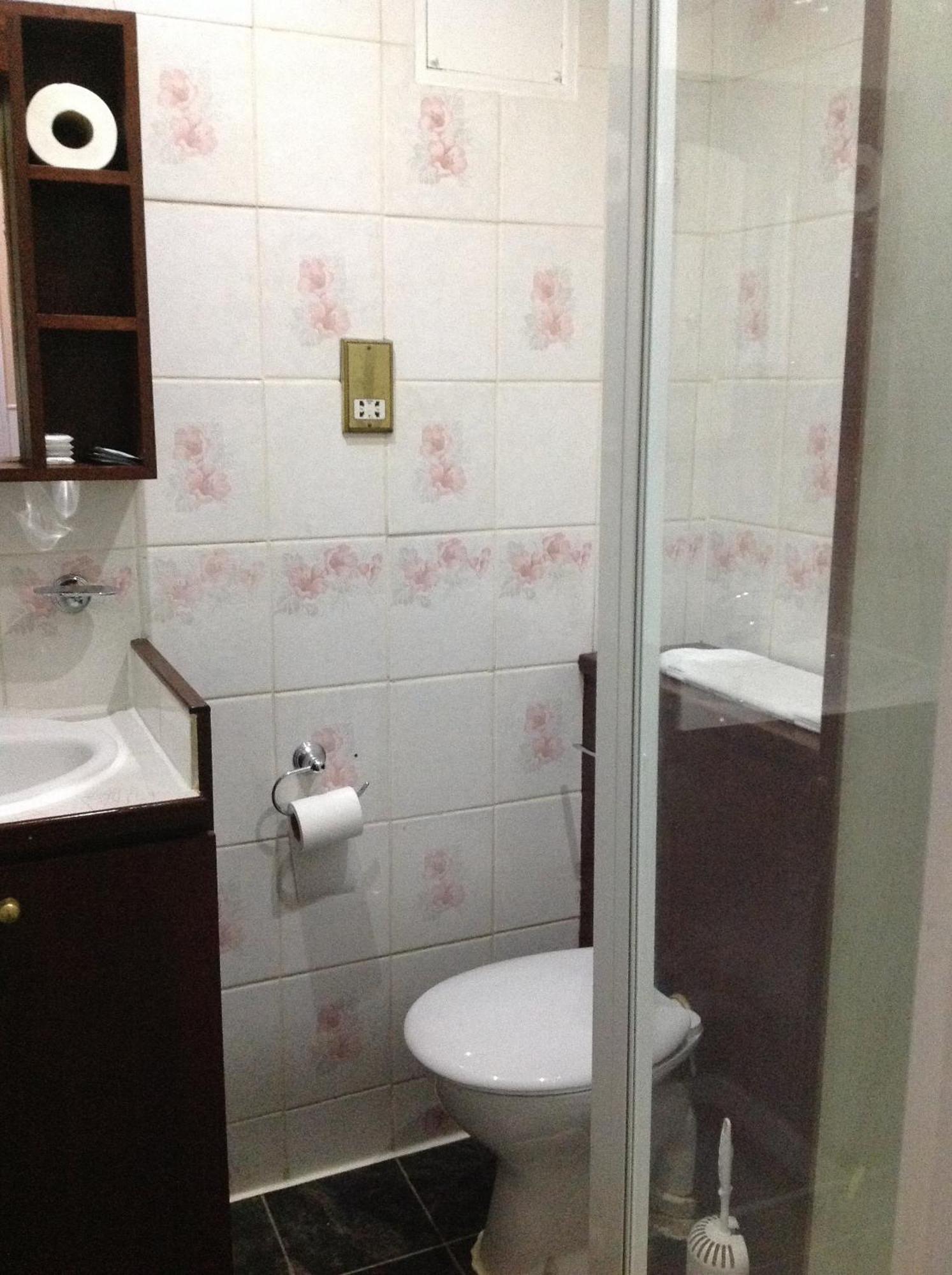 Continental Hotel 2*